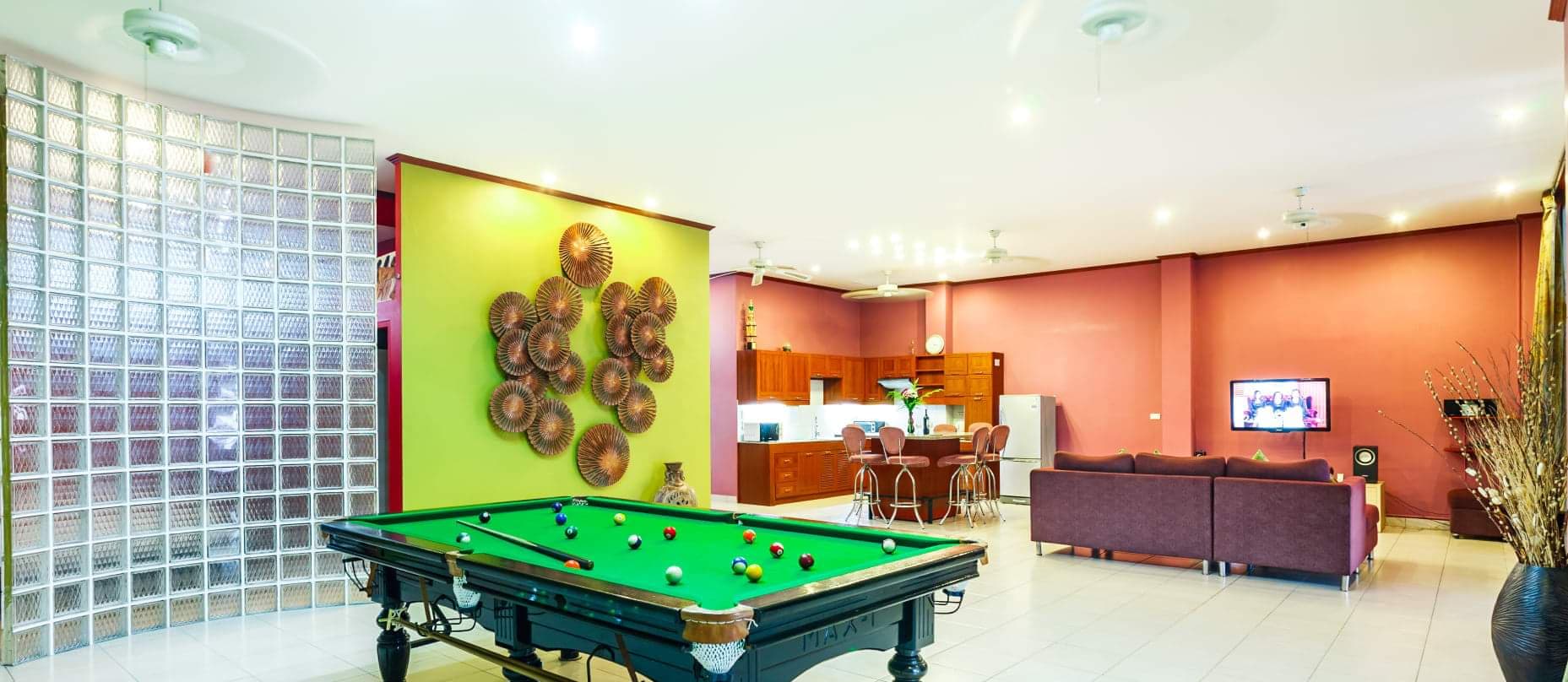 For Sale : Patong, Apartment with Swimming Pool, 4 bedrooms 6 Bathrooms