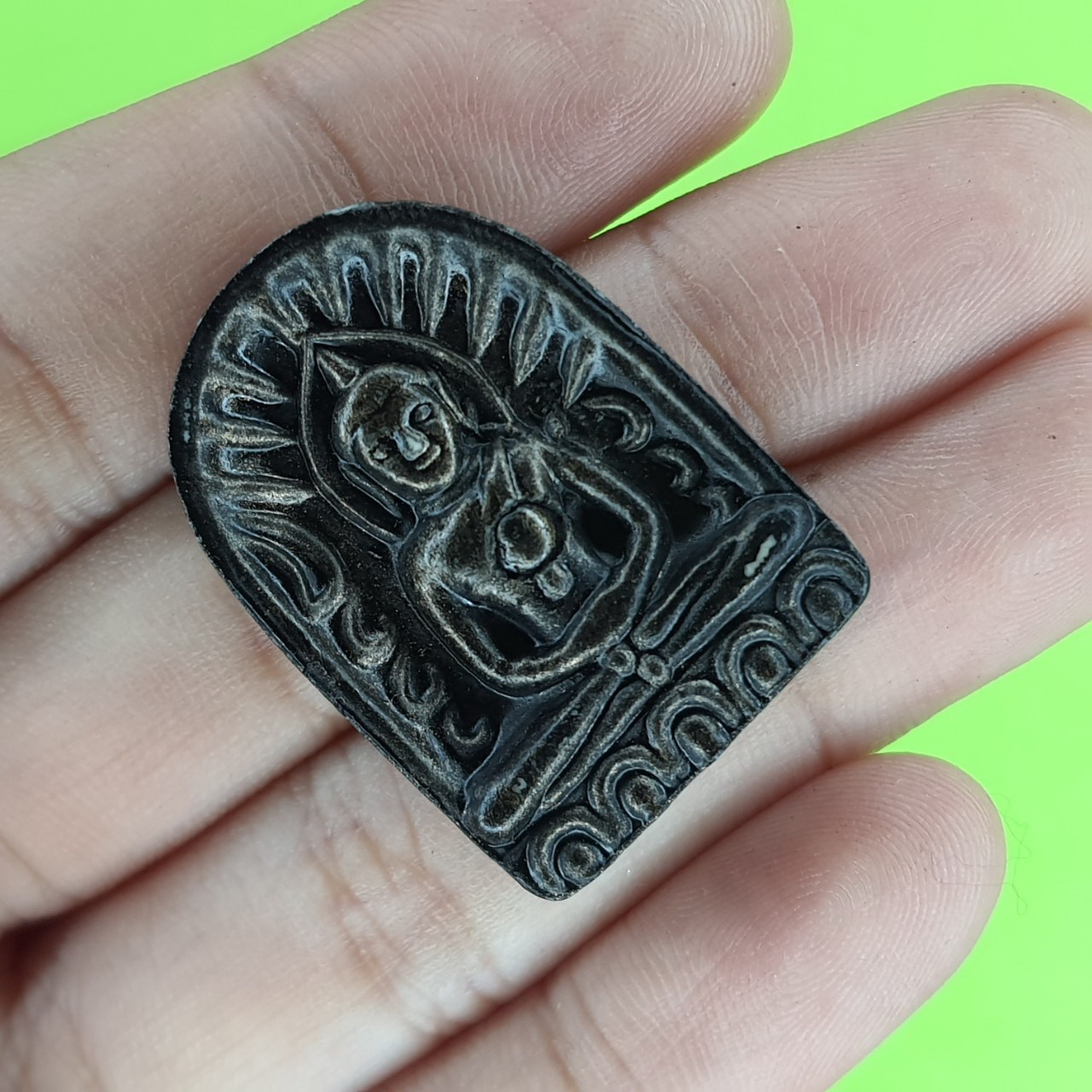 พระเครื่อง พระซุ้มกอ สีดำทำเก่า รุ่น มหาอำนาจวาสนา พระซุ้มกอแท้ พระแท้ พระเครื่องพระซุ้มกอ พระซุ้มกอเนื้อผง พระซุ้มกอกำแพงเพชร พระซุ้มกอพิมพ์กลาง