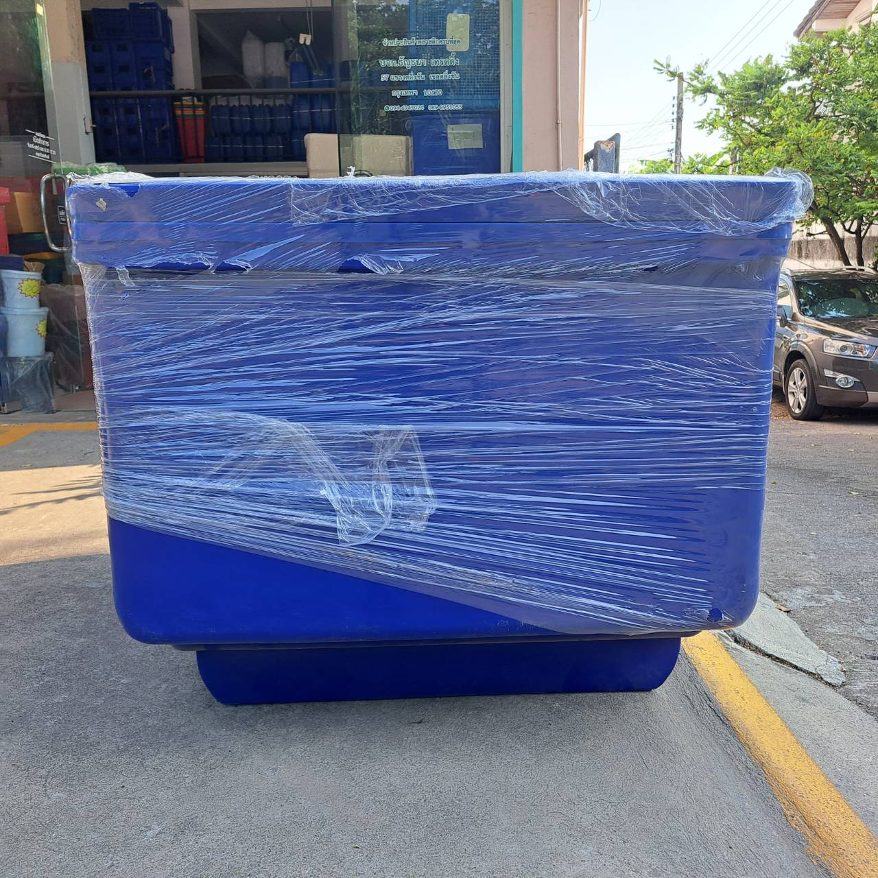 ถังแช่ฉลาม 1000 ลิตร (สีน้ำเงิน)