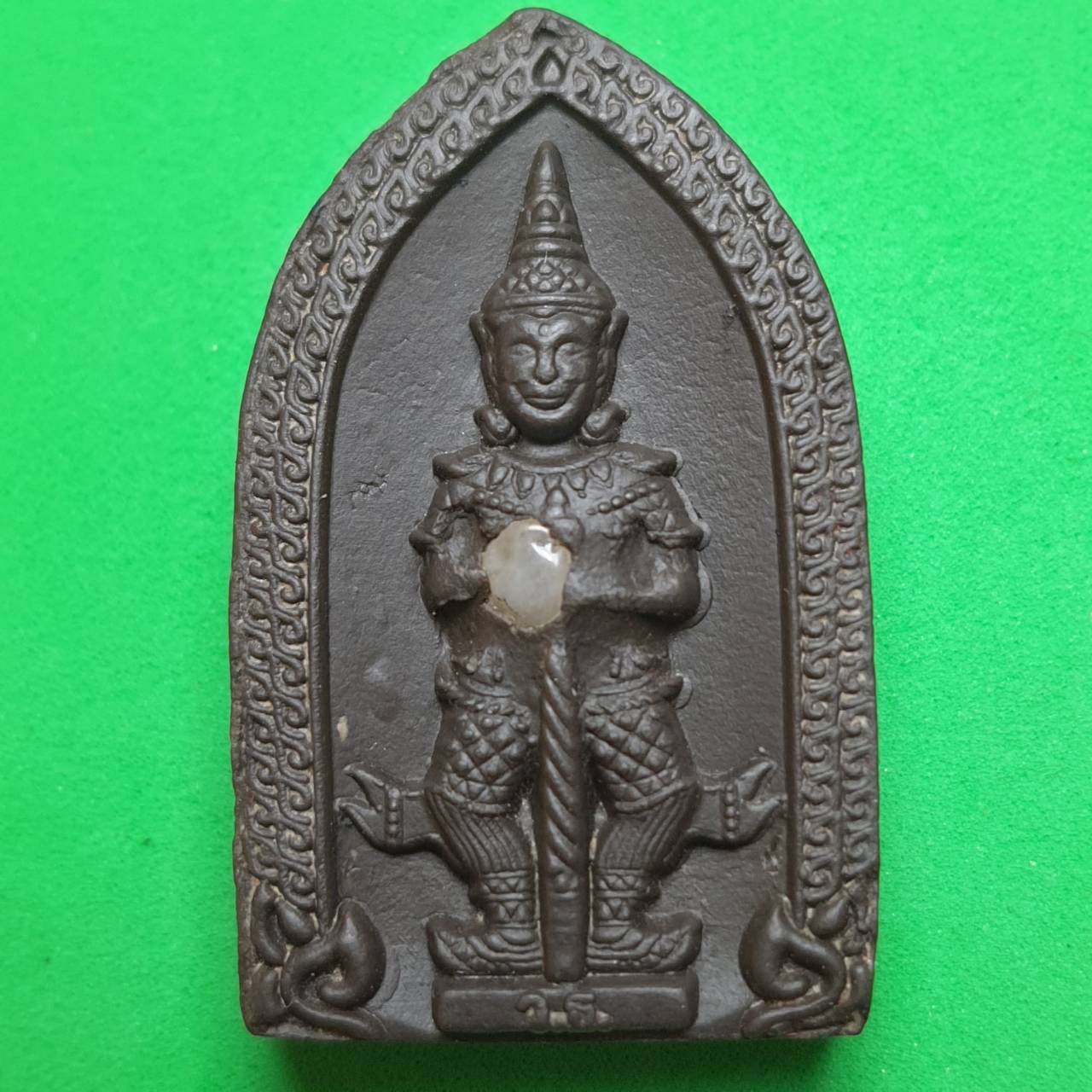 พระเครื่อง ท้าวเวสสุวรรณ รุ่น แก้ปีชง รวยไม่จบ จนไม่เป็น ภัยไม่มี สีดำ พระแท้ ท้าวเวสสุวรรณแท้