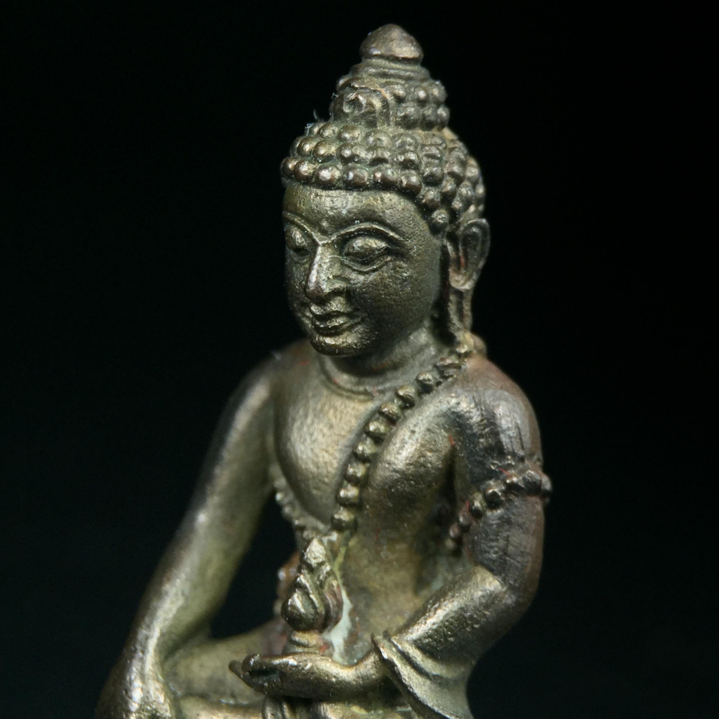 พระกริ่งศิรากาศ ภปร.(วัตถุมงคล"คุ้มเกล้าฯ") โรงพยาบาลภูมิพล เนื้อนวโลหะพิมพ์หน้าไทย (ในหลวงรัชกาลที่9เสด็จเททอง)(พิธีใหญ่)(นิยม)