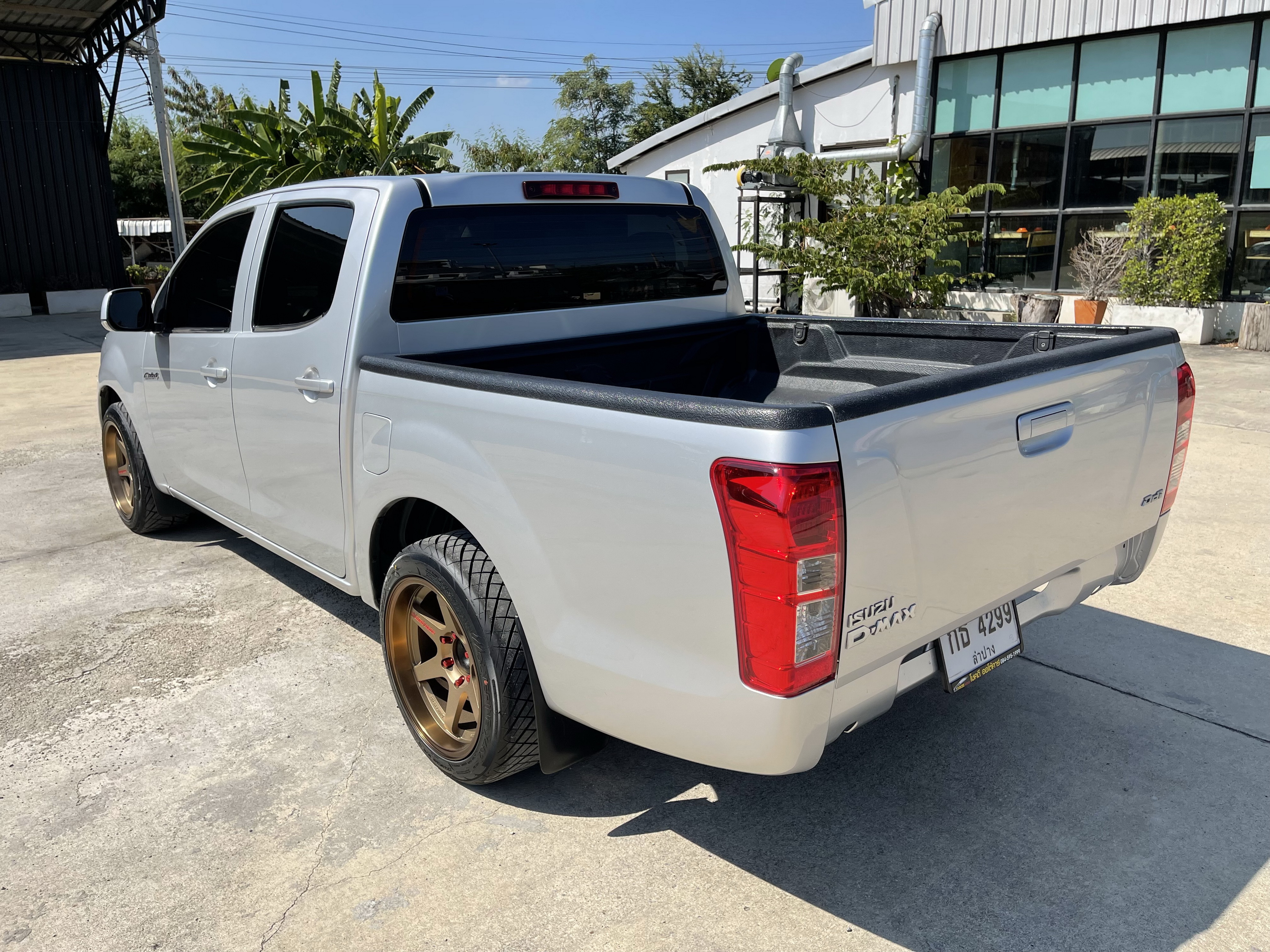 Isuzu Dmax All New 4ประตู 2.5 L 2013 เงิน