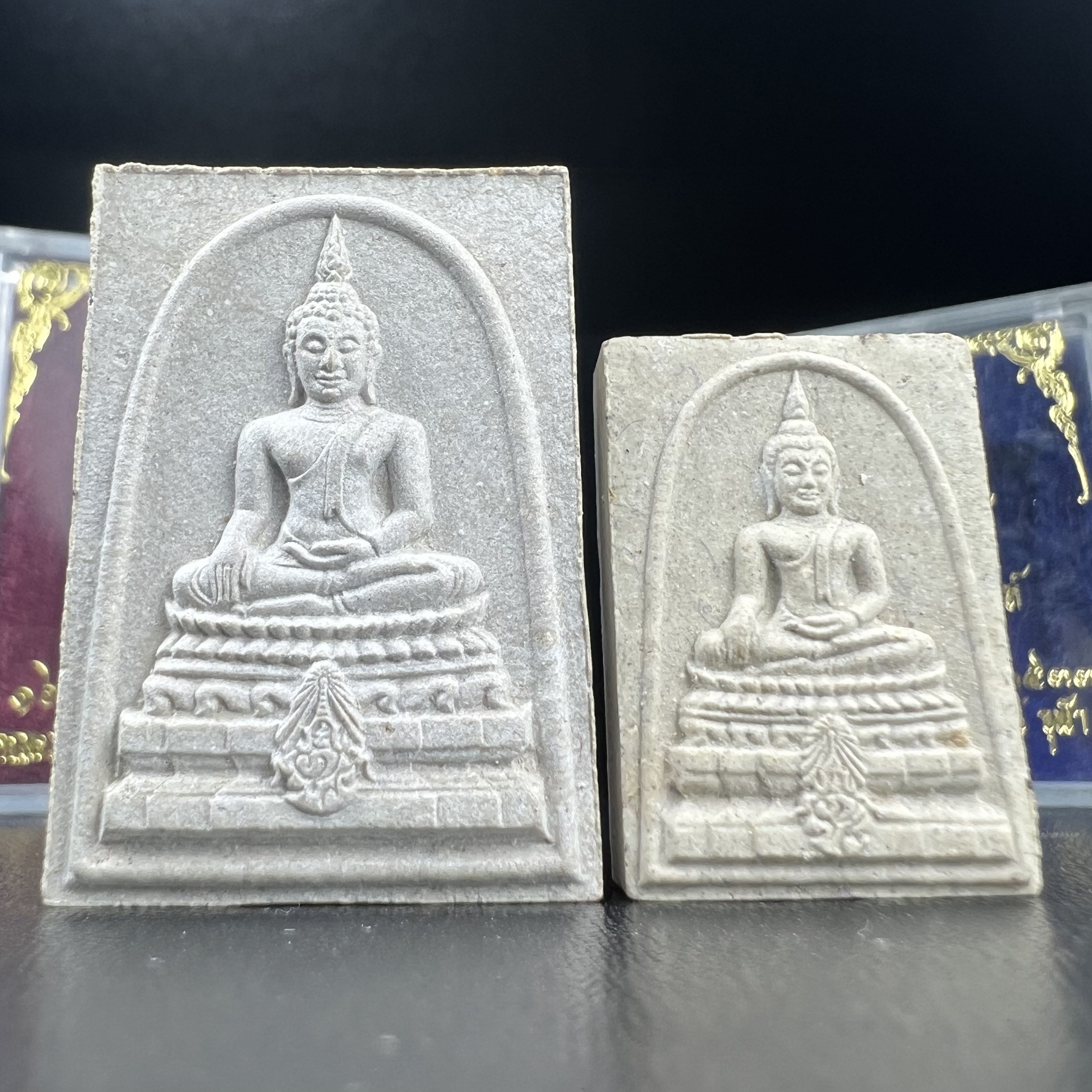 พระพุทธชินสีห์ ภปร. ทันโต เสฏโฐ ปี2533 (พิมพ์ใหญ่+พิมพ์เล็ก) บรรจุพระทนต์ในหลวงรัชกาลที่9 รุ่นเดียวในประวัติศาสตร์ ****รุ่นนี้ขอแนะนำ****