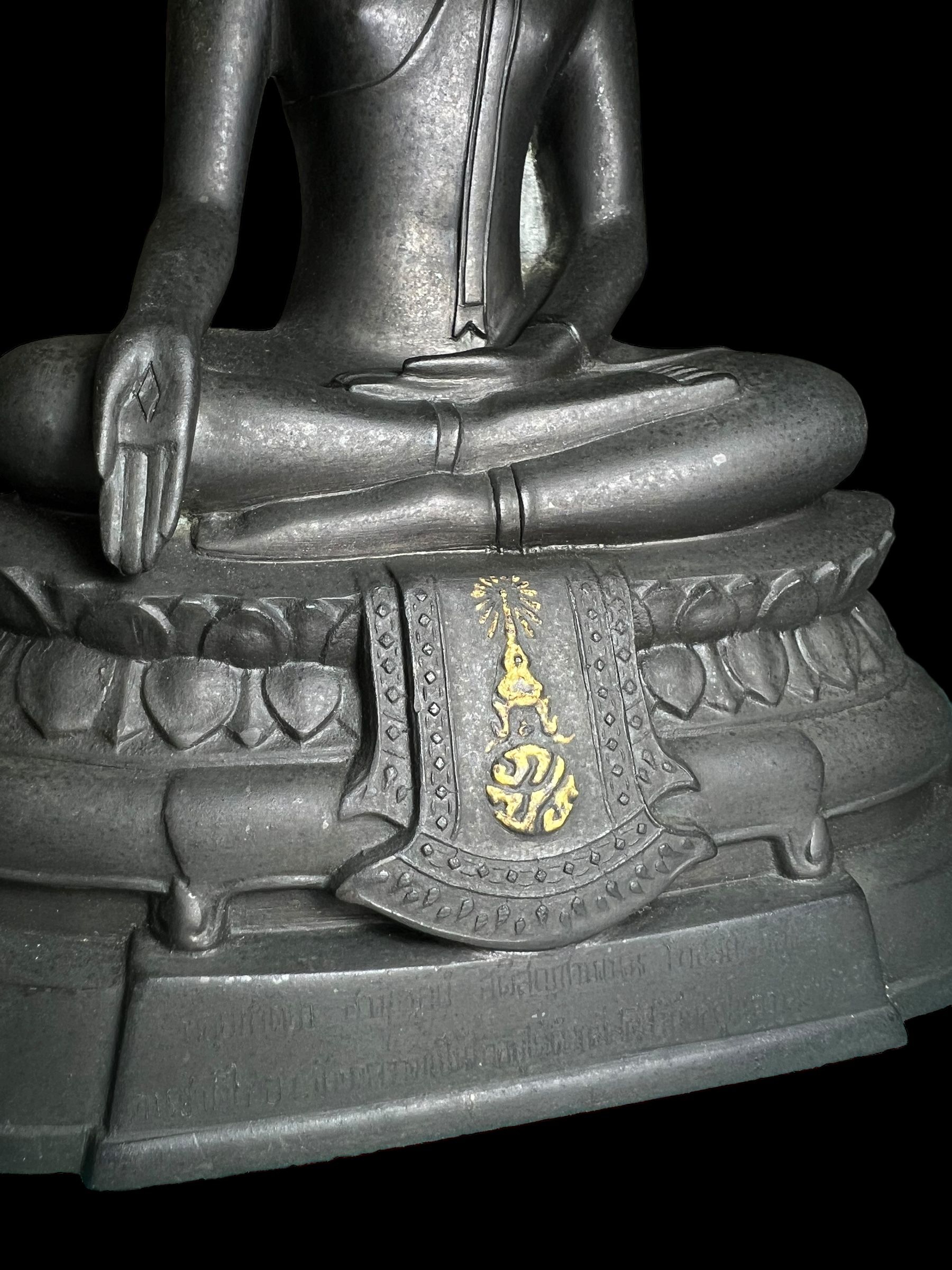 พระพุทธรูปบูชา ภปร ปี2508 วัดบวรนิเวศวิหาร บล็อกกษาปณ์(หนังไก่) หน้าตัก5นิ้ว(ที่สุดของพระบูชา ภปร วัดบวรนิเวศวิหาร)