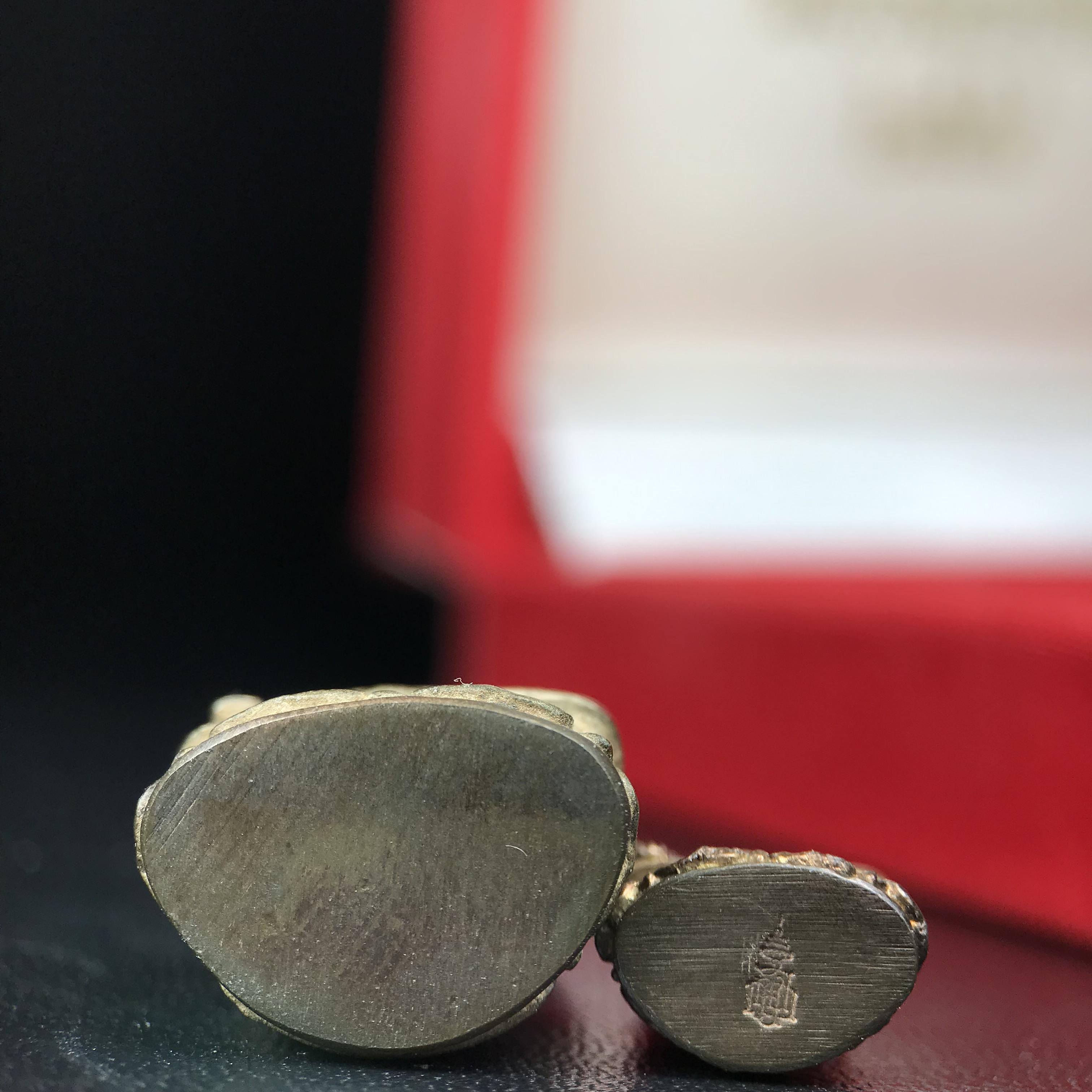 พระกริ่ง-พระชัยวัฒน์ ไพรีพินาศ วัดบวรนิเวศวิหาร ปี 2544 เนื้อสัมฤทธิ์ พิธีดีเยี่ยม สมเด็จพระญาณสังวร พระสังฆราช เสด็จจุดเทียนชัยและทรงอธิษฐานจิตด้วยพระองค์เอง(พิธีใหญ่นิยม)(1ใน9989องค์)