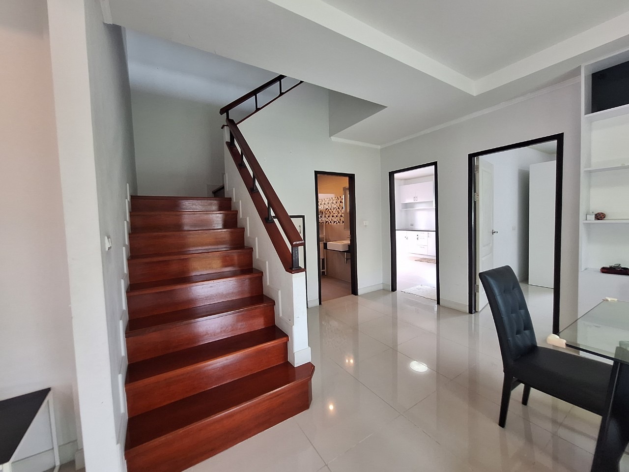 For Rent : Kohkaew, 2-story detached house, 4 Bedrooms 3 Bathrooms