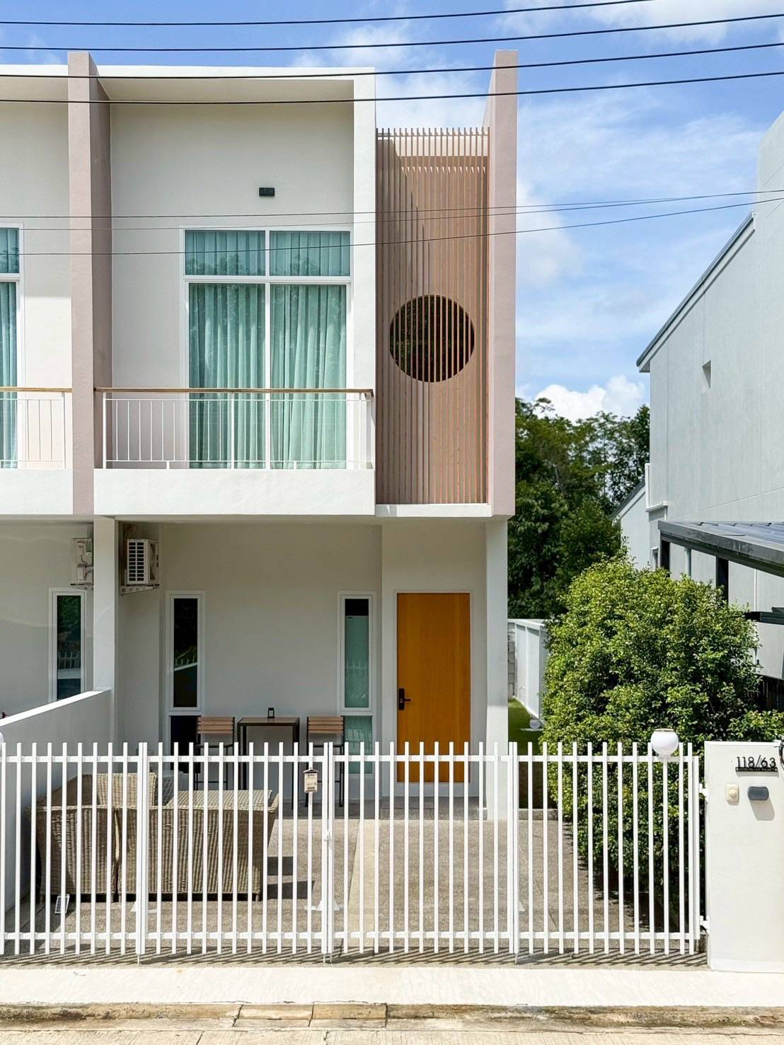 For Sales : Thalang, 2-Story Town House, modern-minimal style, 2 Bedrooms 2 Bathrooms
