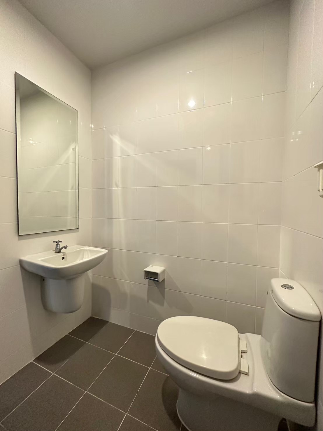 For Rent : Town home near Super Cheap Market, 3 Bedroom 3 Bathroom