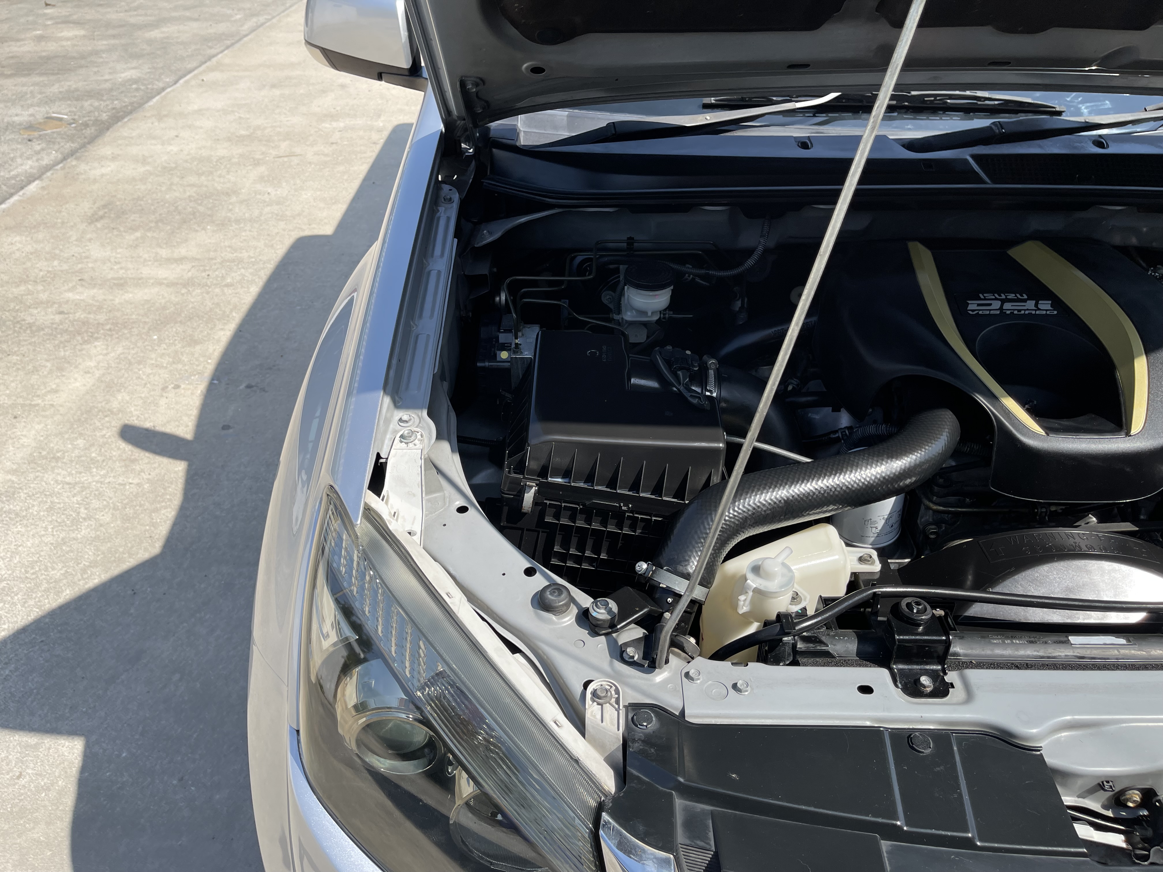 Isuzu Dmax All New Cab Hilander 2.5 Vgs Z 2012 เงิน