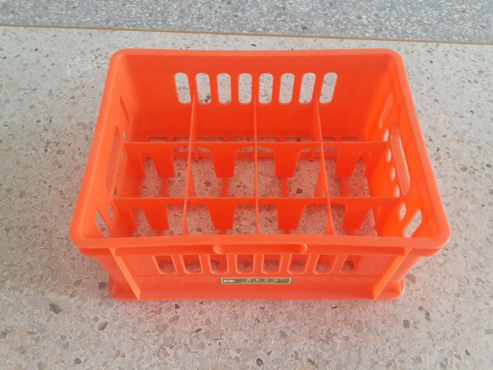 ลังคว่ำแก้ว 12 ช่อง J442A