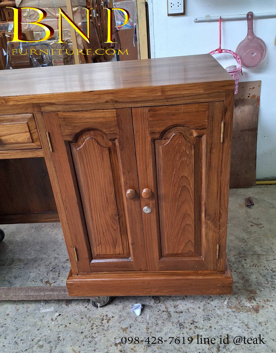 โต๊ะทำงาน รุ่น เดอะลีดเดอร์