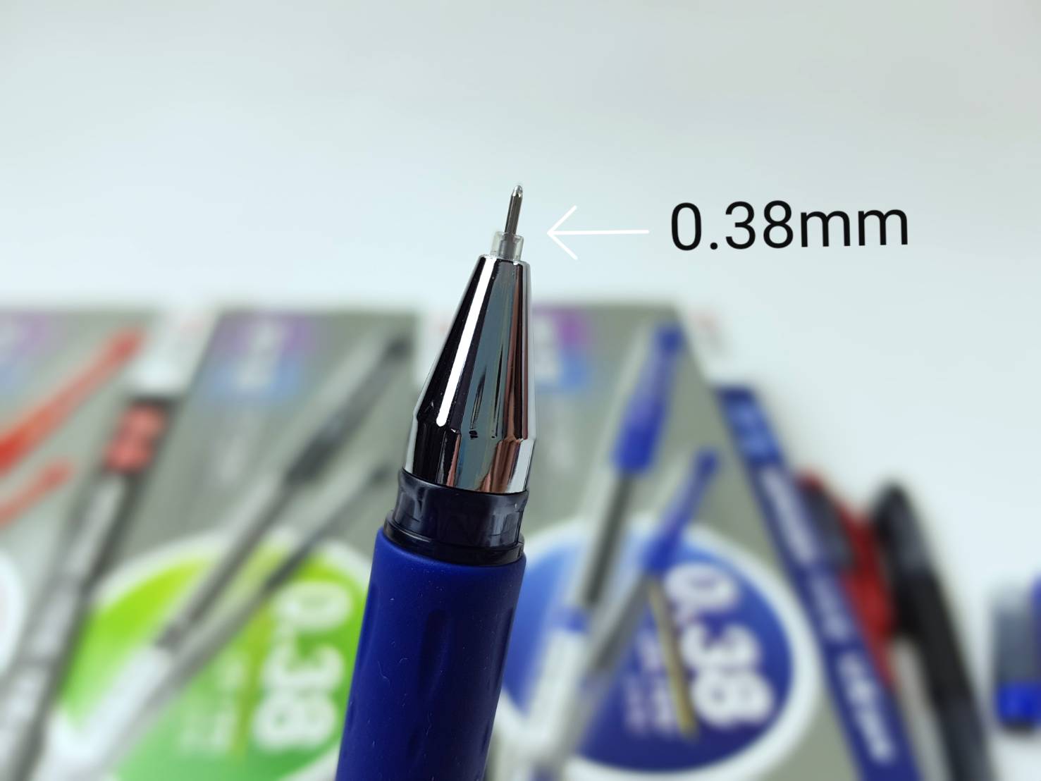 Small Evting ปากกาOpuss Gel Pen 0.38 มม. 12ด้าม/กล่อง มีสีน้ำเงิน ดำ แดง ปากกาเจล ปากกาลูกลื่น ปากกาOpuss Gel Pen