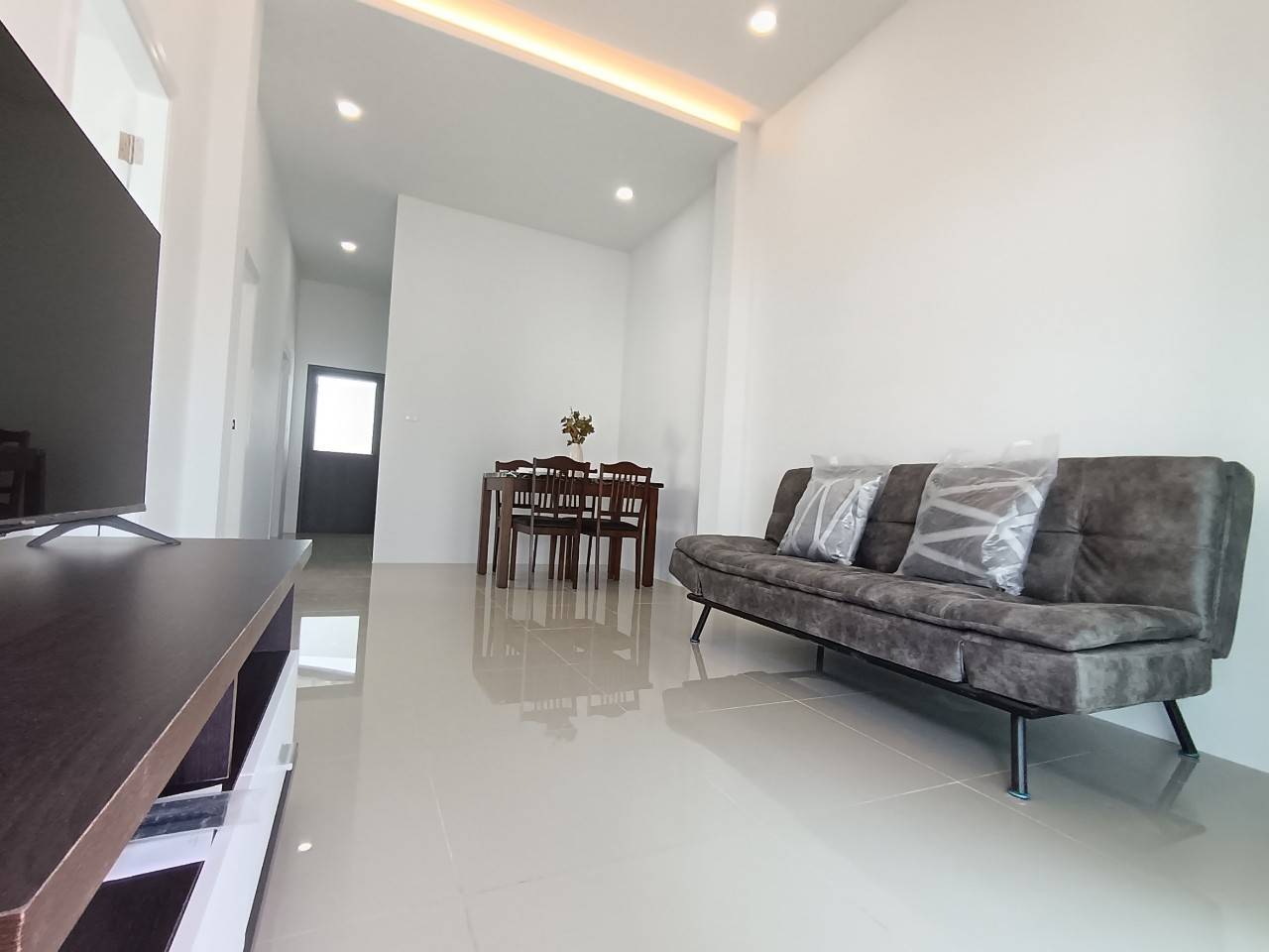 For Rent : Pakhlok-Yamu, One-Story detached house, 2 bedrooms 1 bathroom