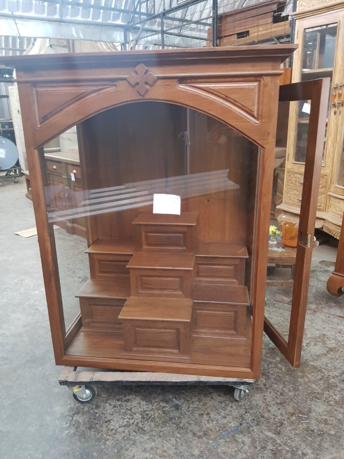 ตู้พระโมเดิร์นไม้สักทอง รุ่นหมู่ 7 เปิดข้าง