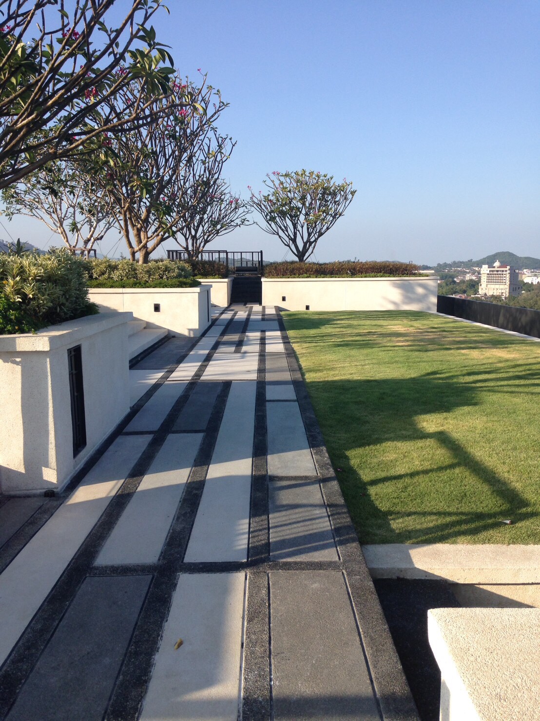 For Sales/Rent : 1bed room condo The base height Phuket condominium