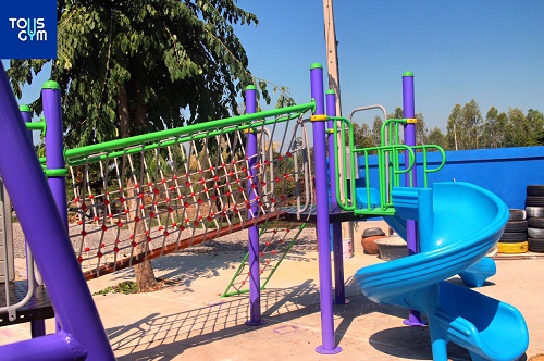 เครื่องเล่นสนามกลางแจ้ง ชุดเครื่องเล่นแสนสนุก