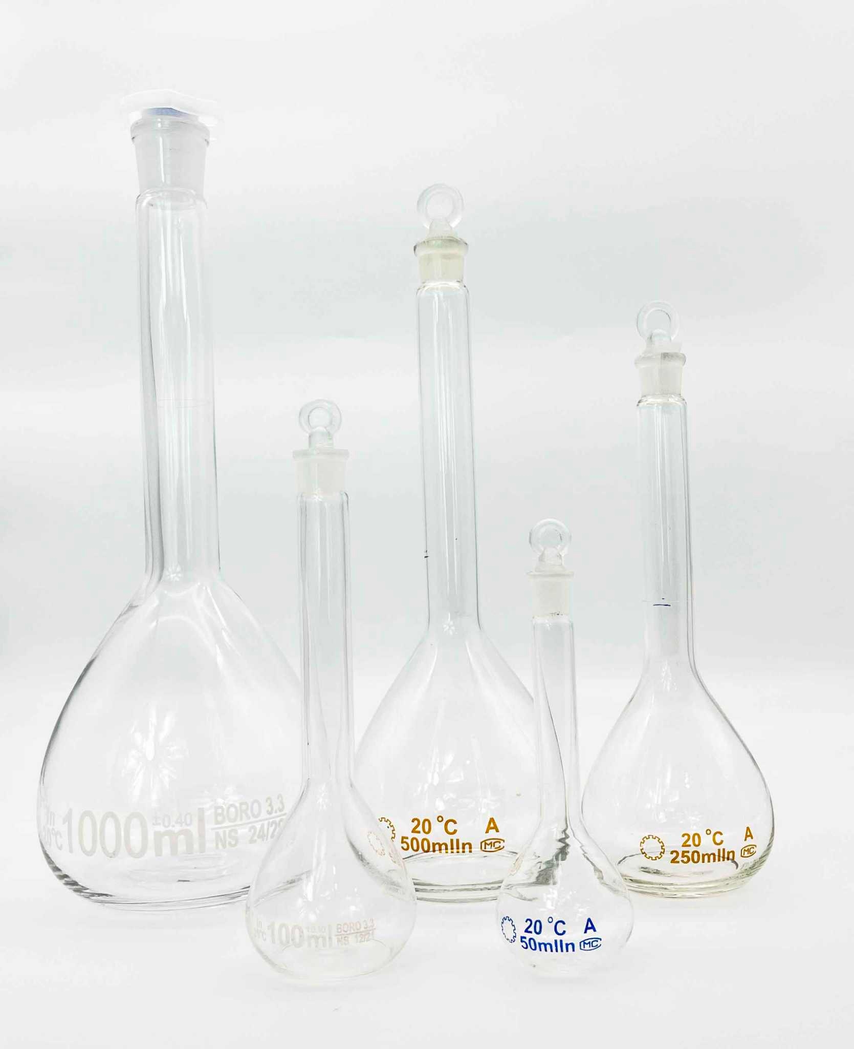 ขวดแก้ว ขวดวัดปริมาตร Volumetric Flask Class A 50,100,250,500,1000 ml