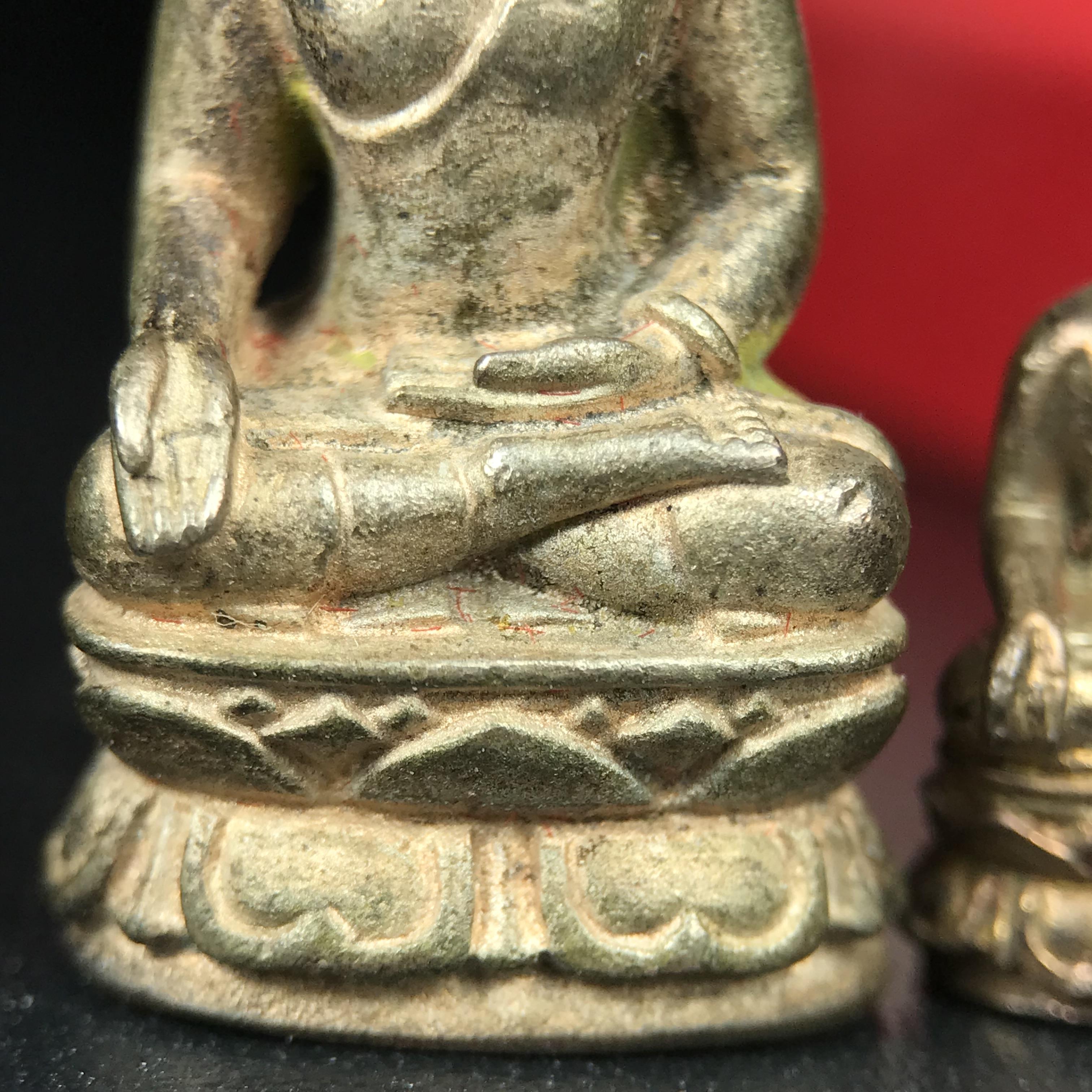 พระกริ่ง-พระชัยวัฒน์ ไพรีพินาศ วัดบวรนิเวศวิหาร ปี 2544 เนื้อสัมฤทธิ์ พิธีดีเยี่ยม สมเด็จพระญาณสังวร พระสังฆราช เสด็จจุดเทียนชัยและทรงอธิษฐานจิตด้วยพระองค์เอง(พิธีใหญ่นิยม)(1ใน9989องค์)