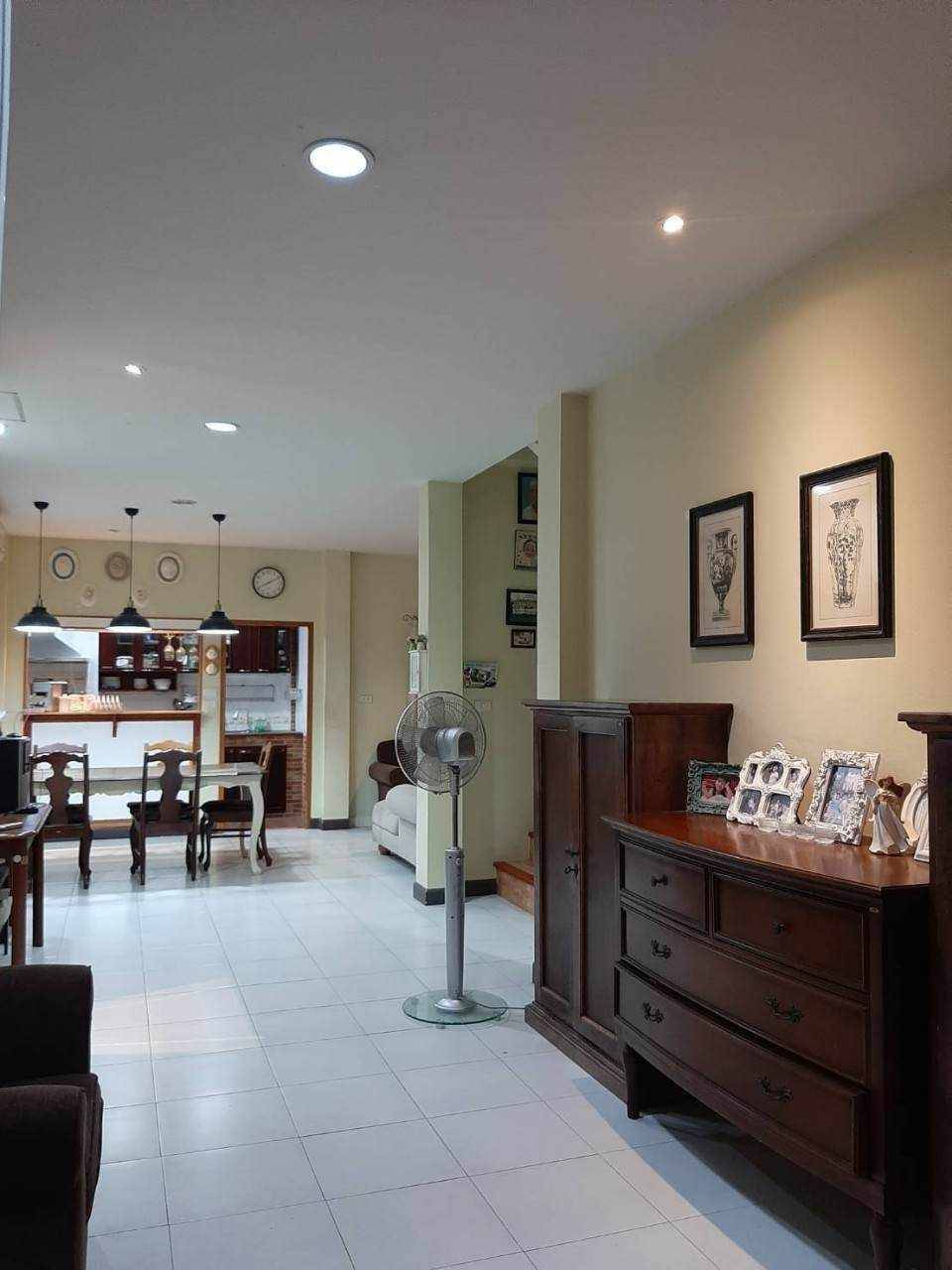 For Rent : Wichit, 2-story townhome, 3 bedrooms 3 bathrooms