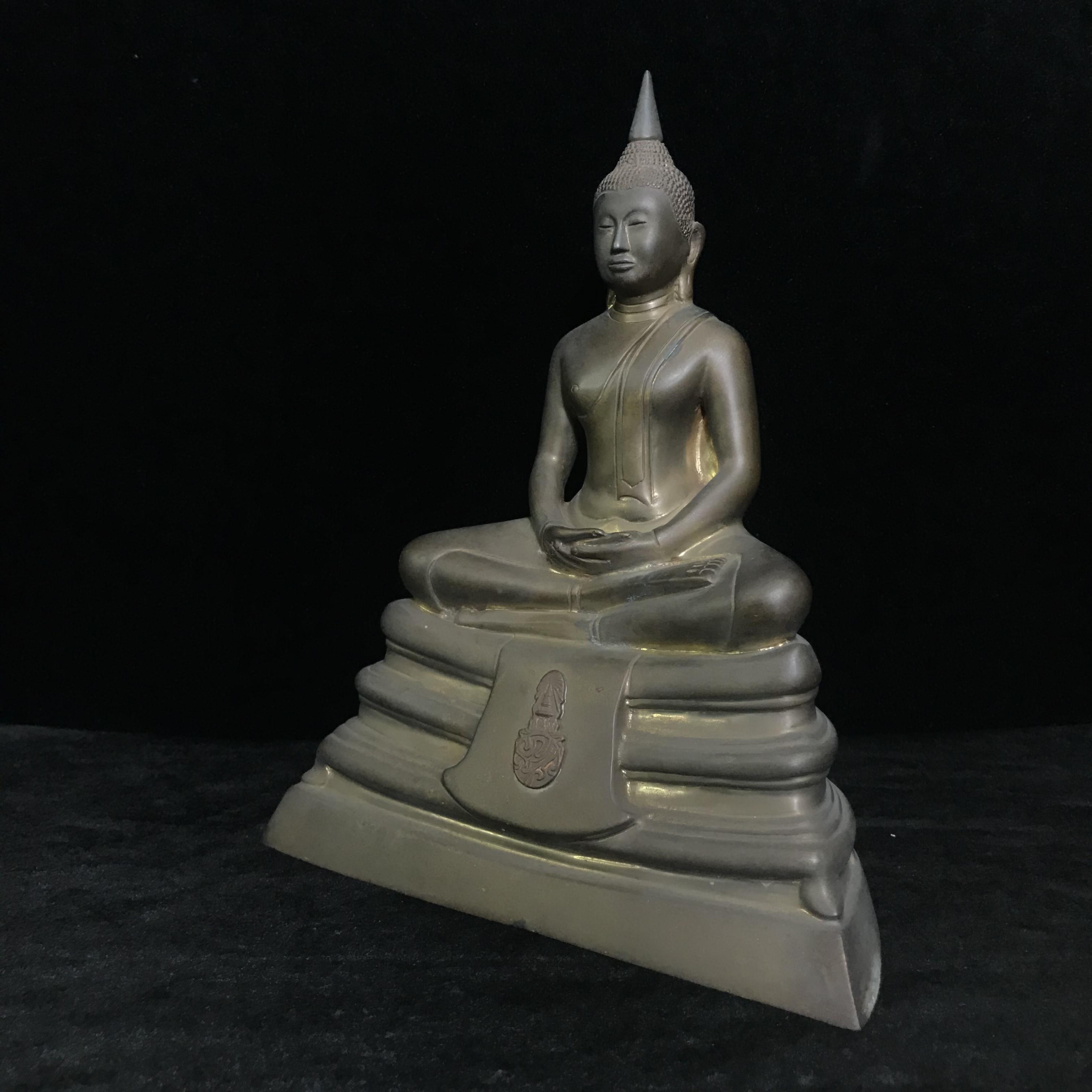 พระบูชาพระพุทธโสธร ภปร. รุ่นย้อนยุค ปี2539 กาญจนาภิเษกครองราชสมบัติครบ 50ปี หน้าตัก 5นิ้ว หมายเลข01818