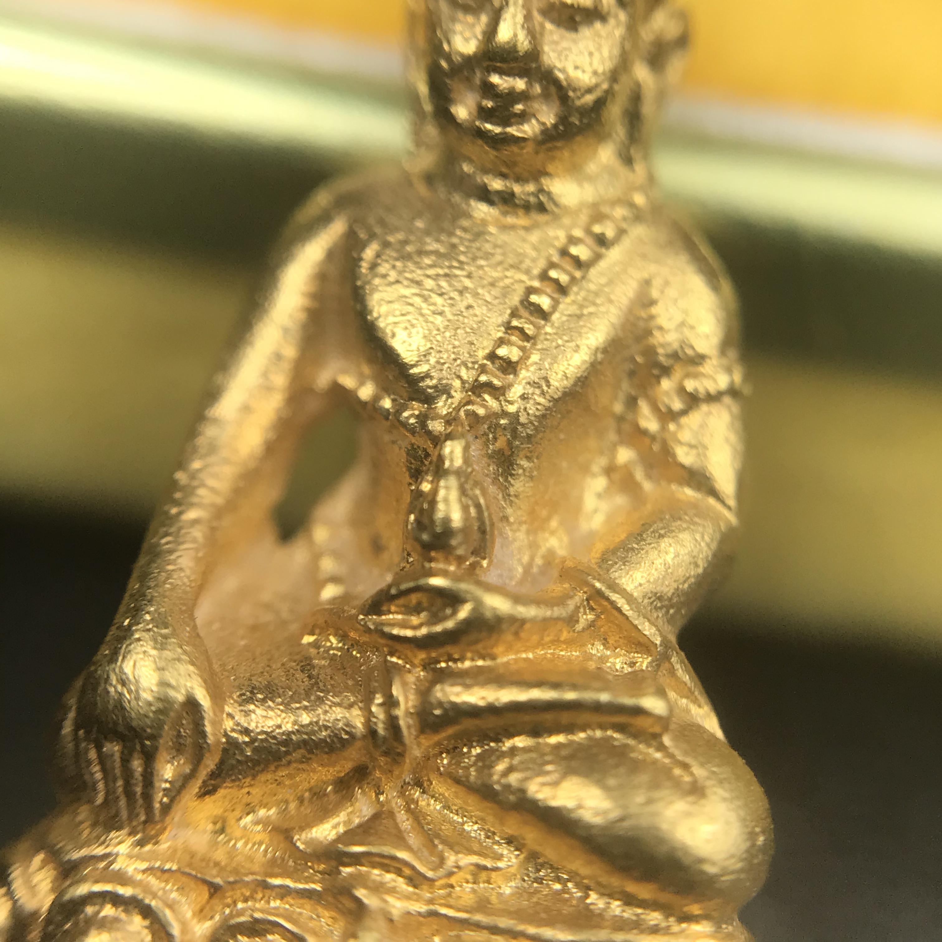 พระชัยวัฒน์นวปทุม ภปร. วัดปทุมวนาราม ปี2535 เนื้อทองคำ(ในหลวงรัชกาลที่9เสด็จเททอง)(สภาพสวยเดิมครบสมบูรณ์หายาก)