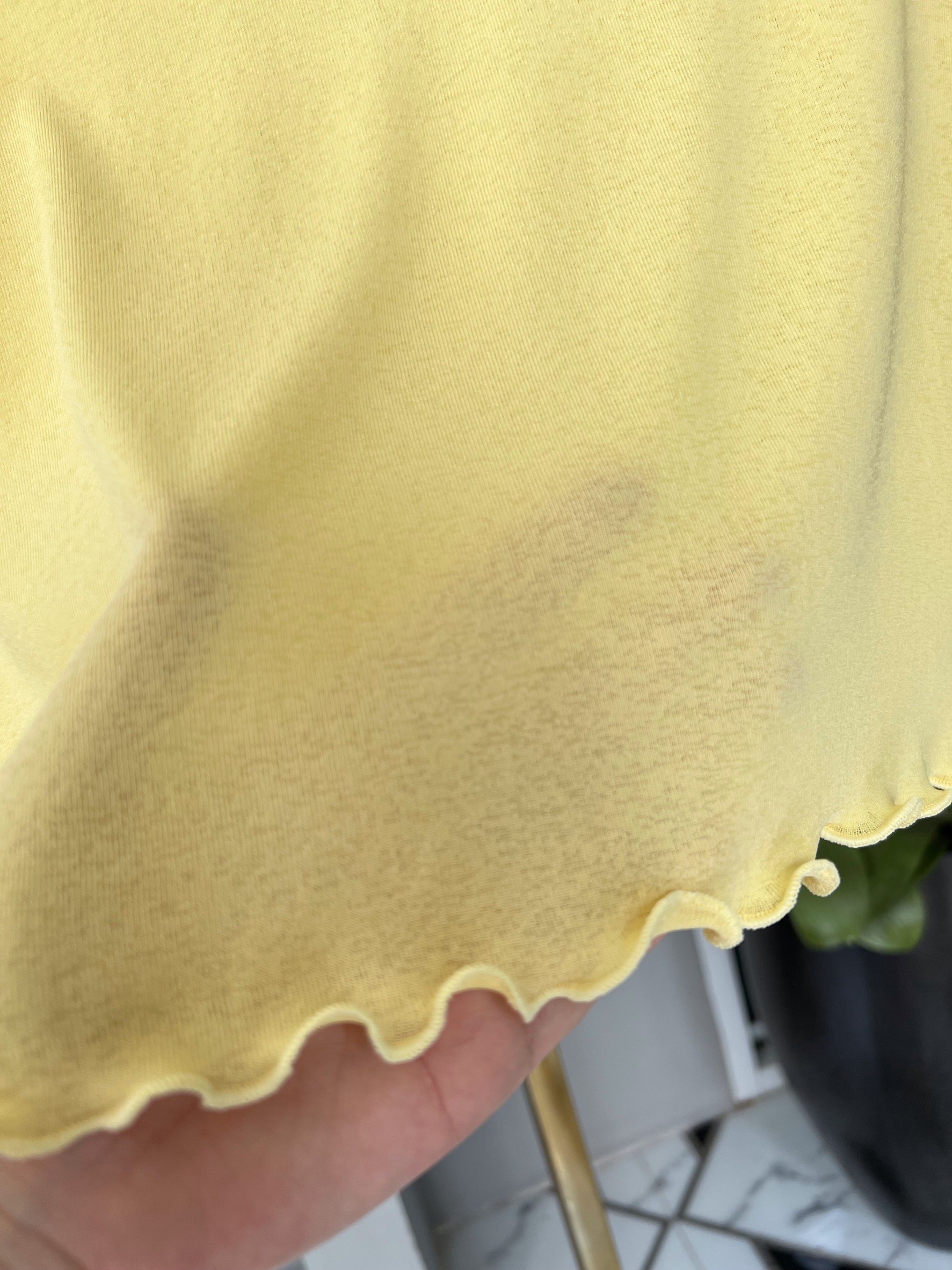 ครอปหยักแขนยาว