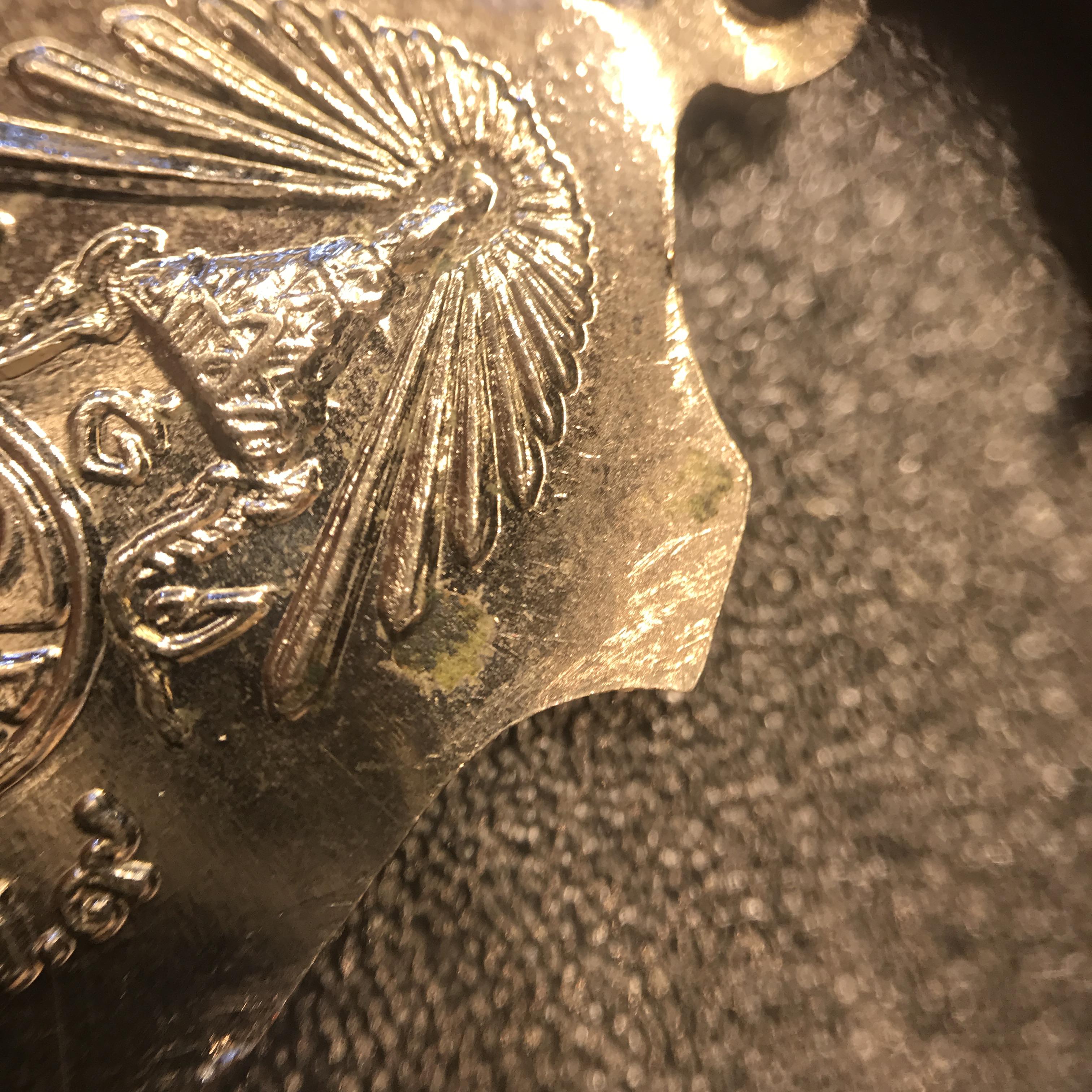 เหรียญในหลวงรัชกาลที่9 รุ่นจอมทัพไทย ปี2507 เจ้าคุณนรฯ วัดเทพศิรินทร์ อธิษฐานจิตปลุกเสก เนื้ออัลปาก้าชุบนิเกิ้ล พร้อมเข็มกลัดยันต์น้ำเต้าเจ้าคุณนรฯ