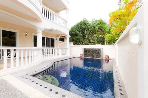 Naiharn,For Rent : Tropical 2 bedroom, 2 bathroom, apartment locate in Rawai - Naiharn