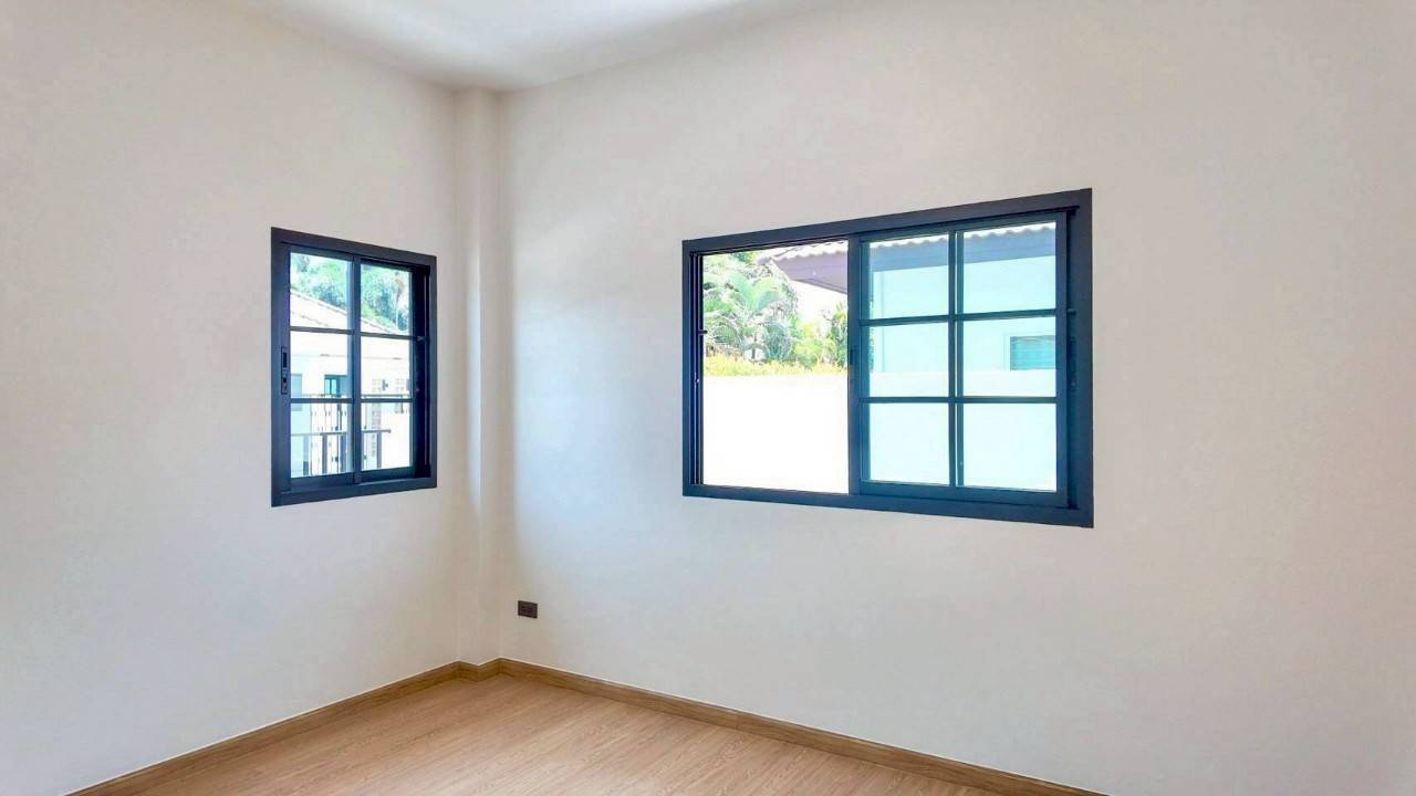 For Sale : Pakhlok, Single-story house, 3 bedrooms 2 bathrooms