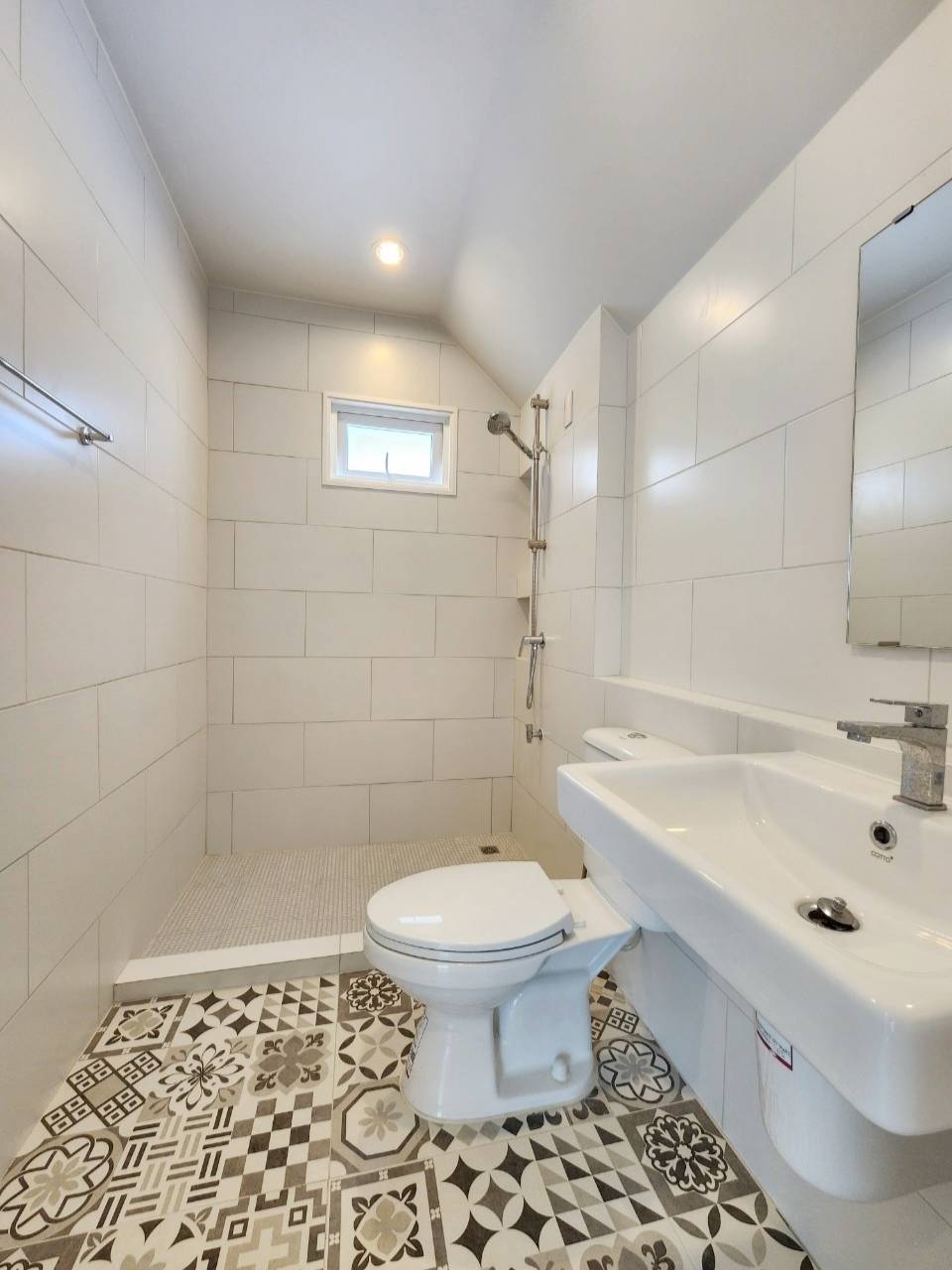 For Rent : Thalang Anasiri Paklok, 2-story detached house, 3 Bedrooms 3 Bathrooms