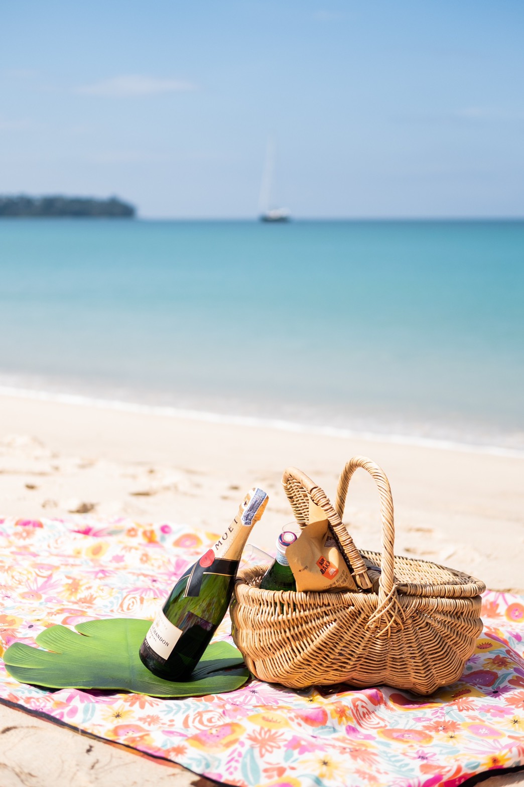 For Rent : Boat Avenue, Luxury Private Pool Villa, 3 bedrooms 3 Bathrooms, Pool view.