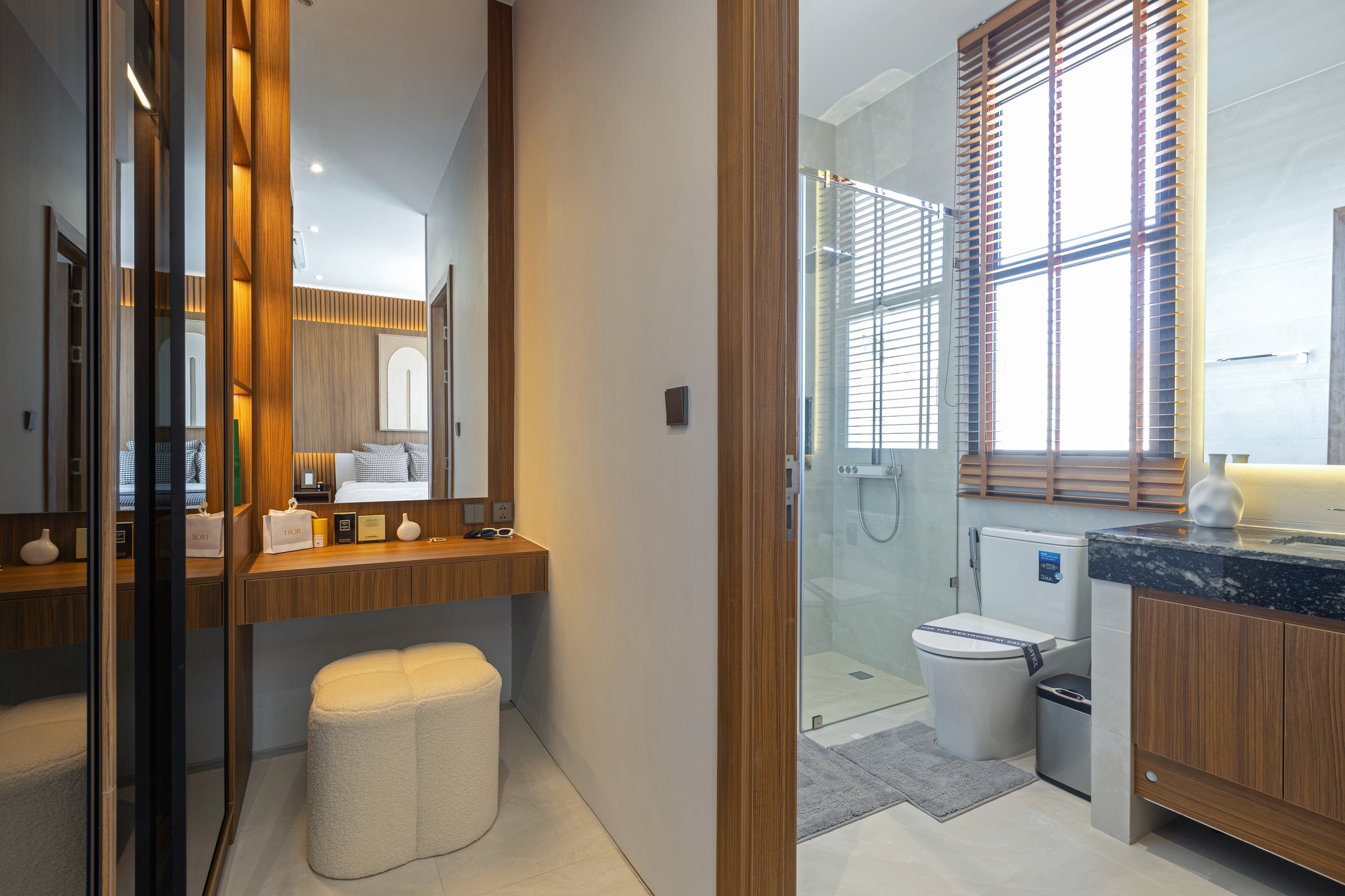 For Sales : Cherngtalay, Luxury Pool Villa, 3 Bedrooms 5 Bathrooms