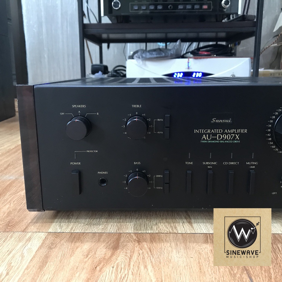 Integrated Amp ยี่ห้อ Sansui รุ่น AU-D907X (Made in Japan)