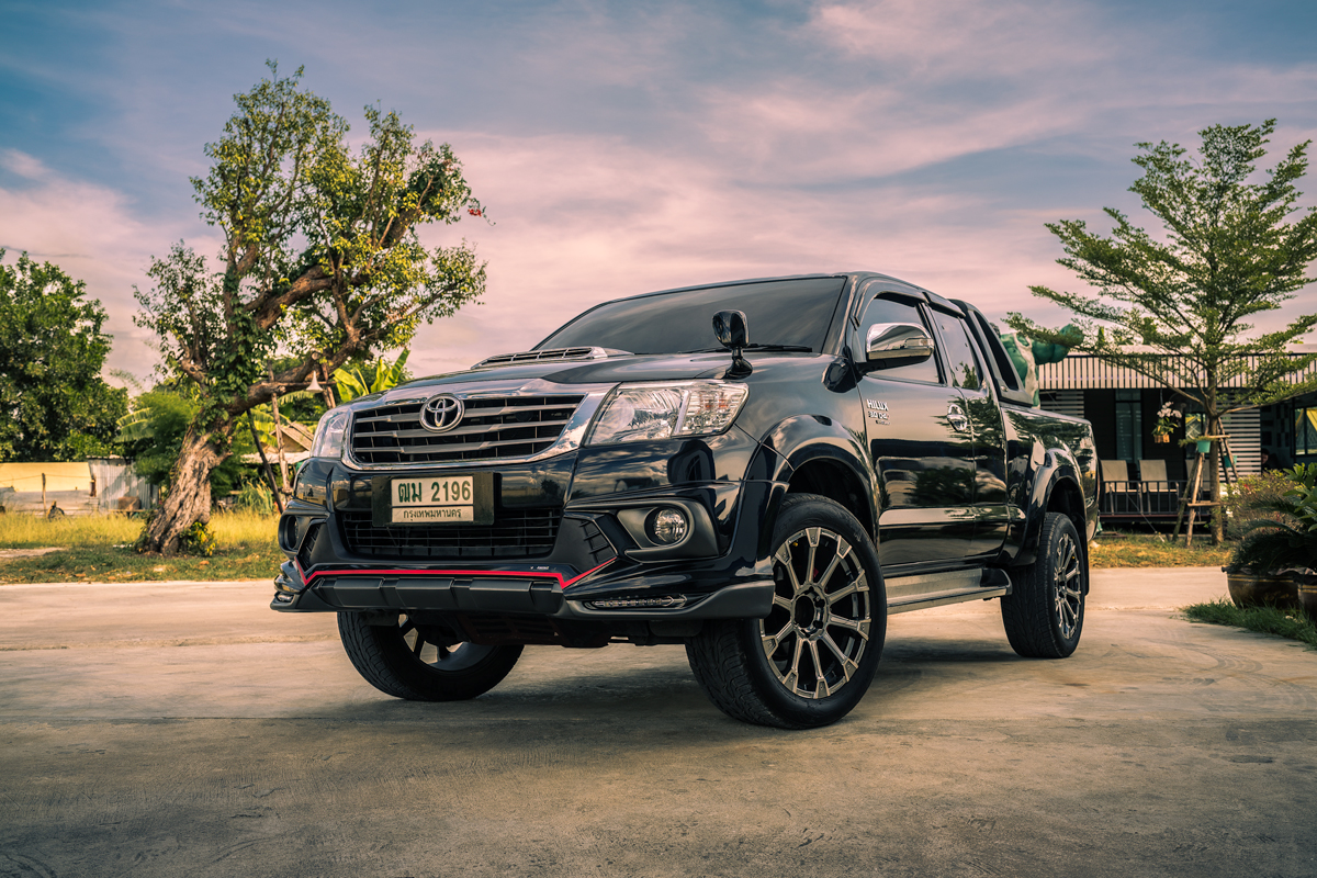 Toyota Vigo Champ body kits by Amotriz