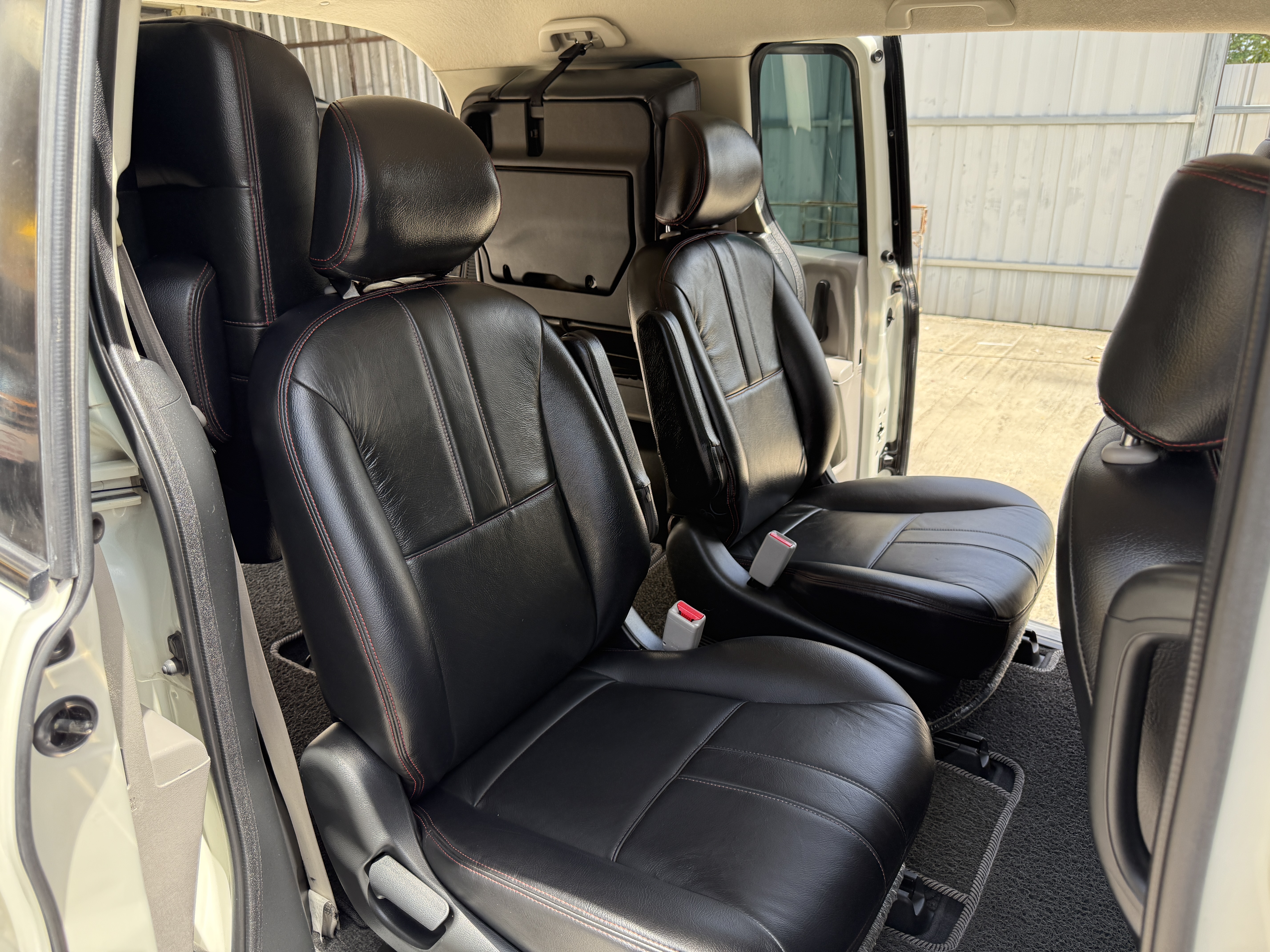 Honda Freed 1.5 E At 2012 ขาวมุก