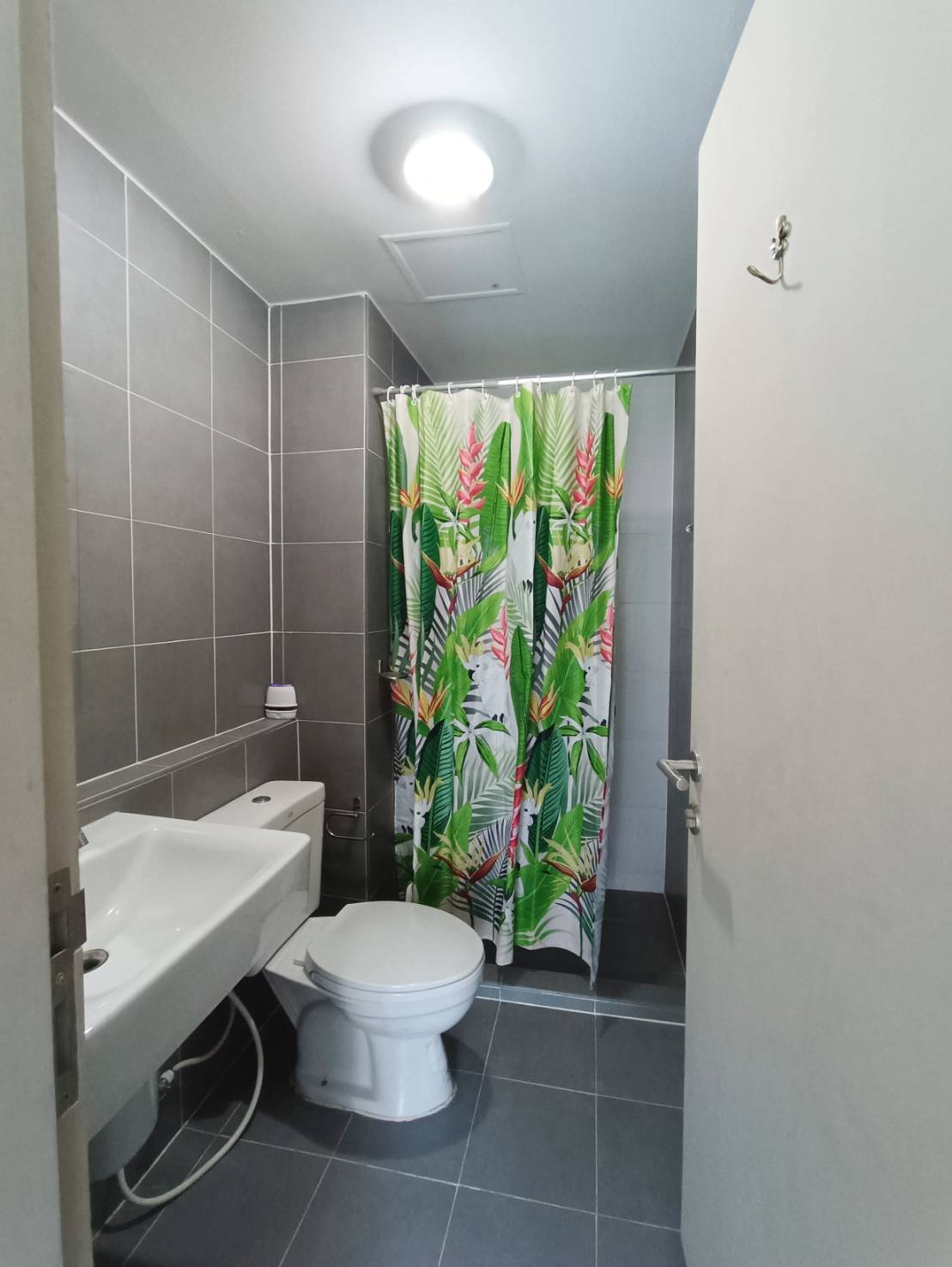 For Rent : Kathu, Dcondo Mine, 1 bedroom 1 bathroom, 4th flr.