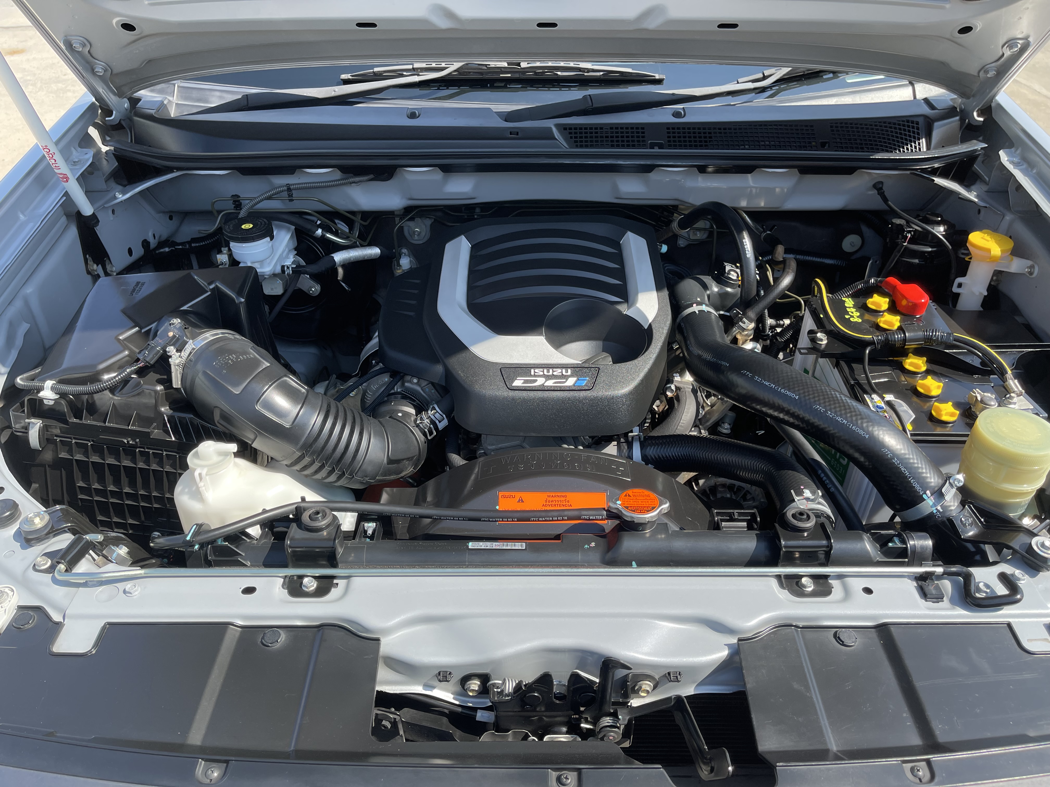 Isuzu Dmax All New 4ประตู 1.9 S 2016 เงิน