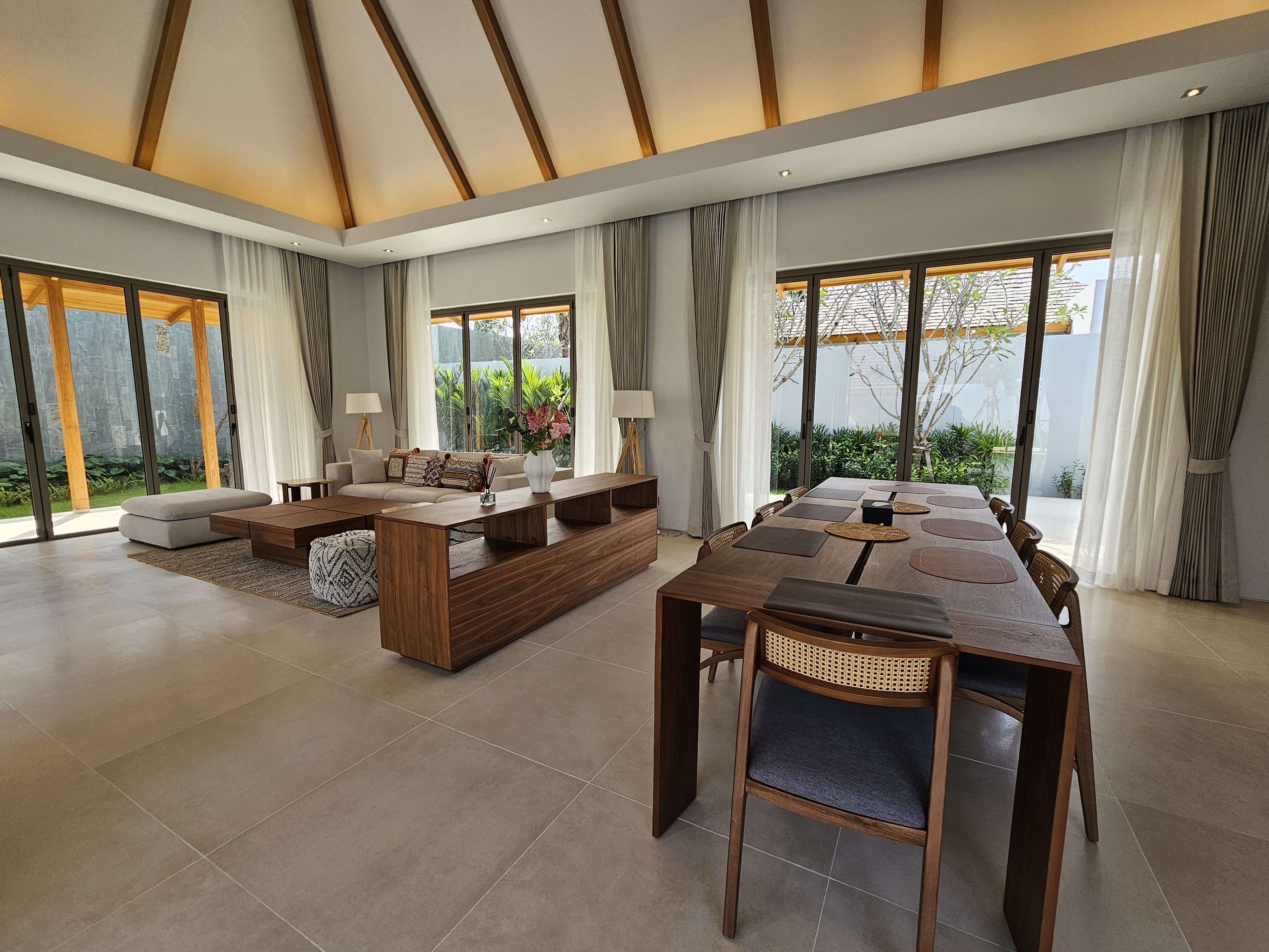 For Rent : Bang Tao, Private Pool Villa, 4 bedrooms 4 bathrooms