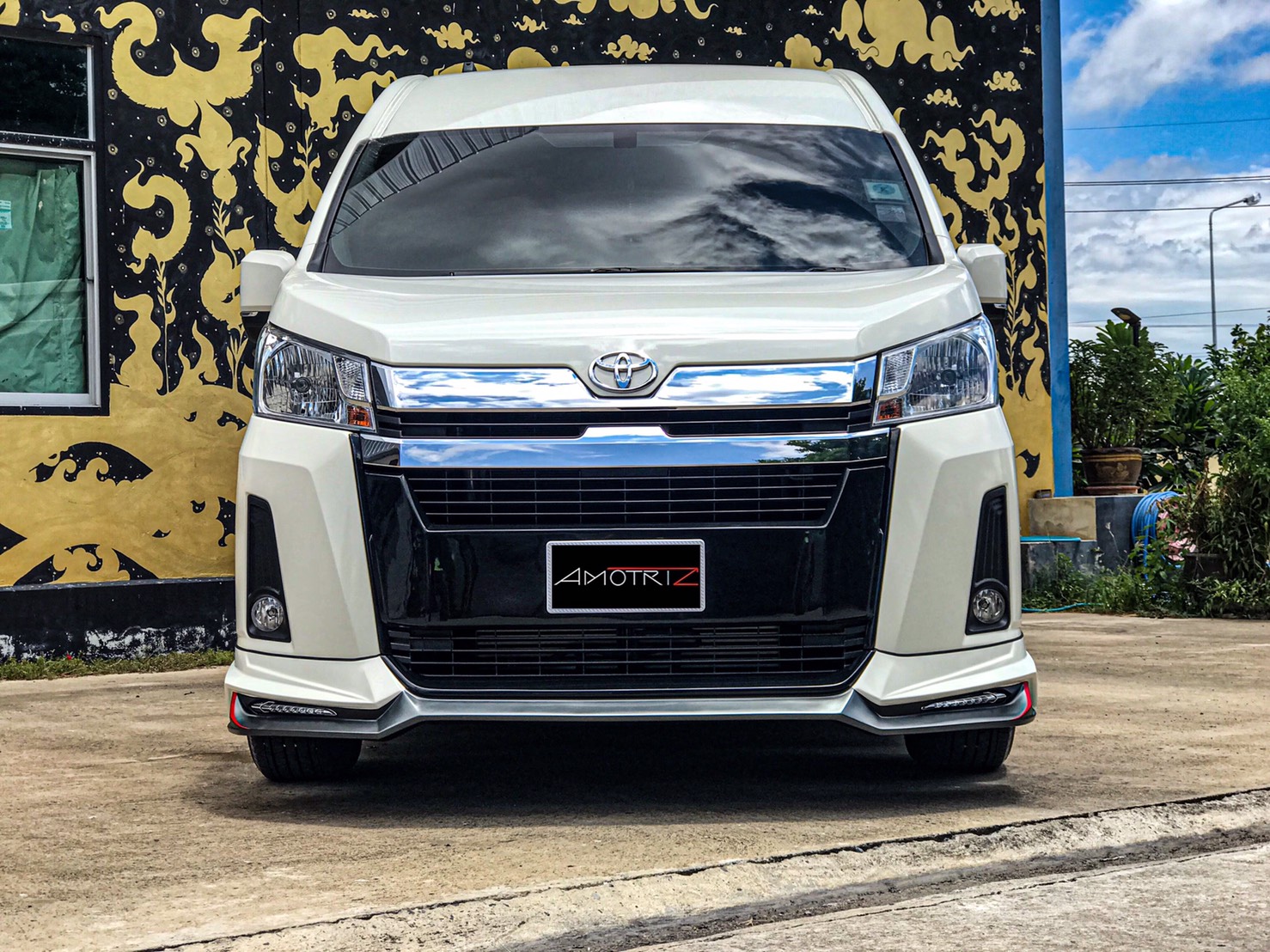Toyota Commuter 2019 V.2 bodykits by Amoriz