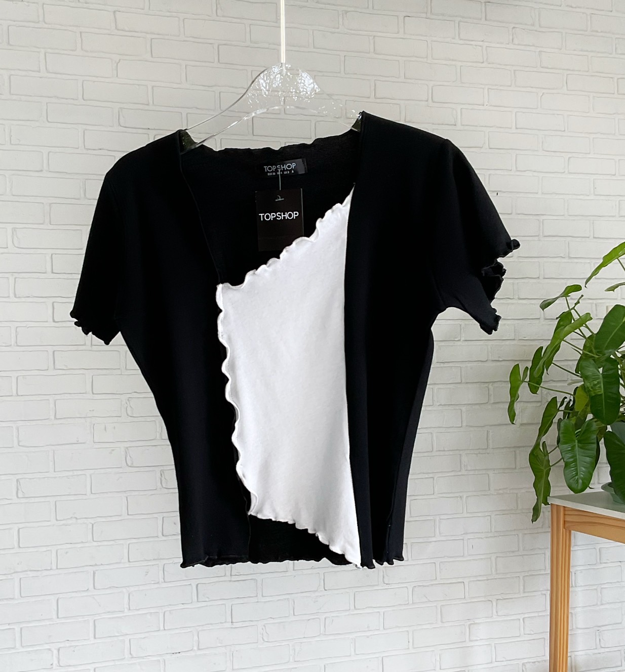 ครอปหยักทูโทน