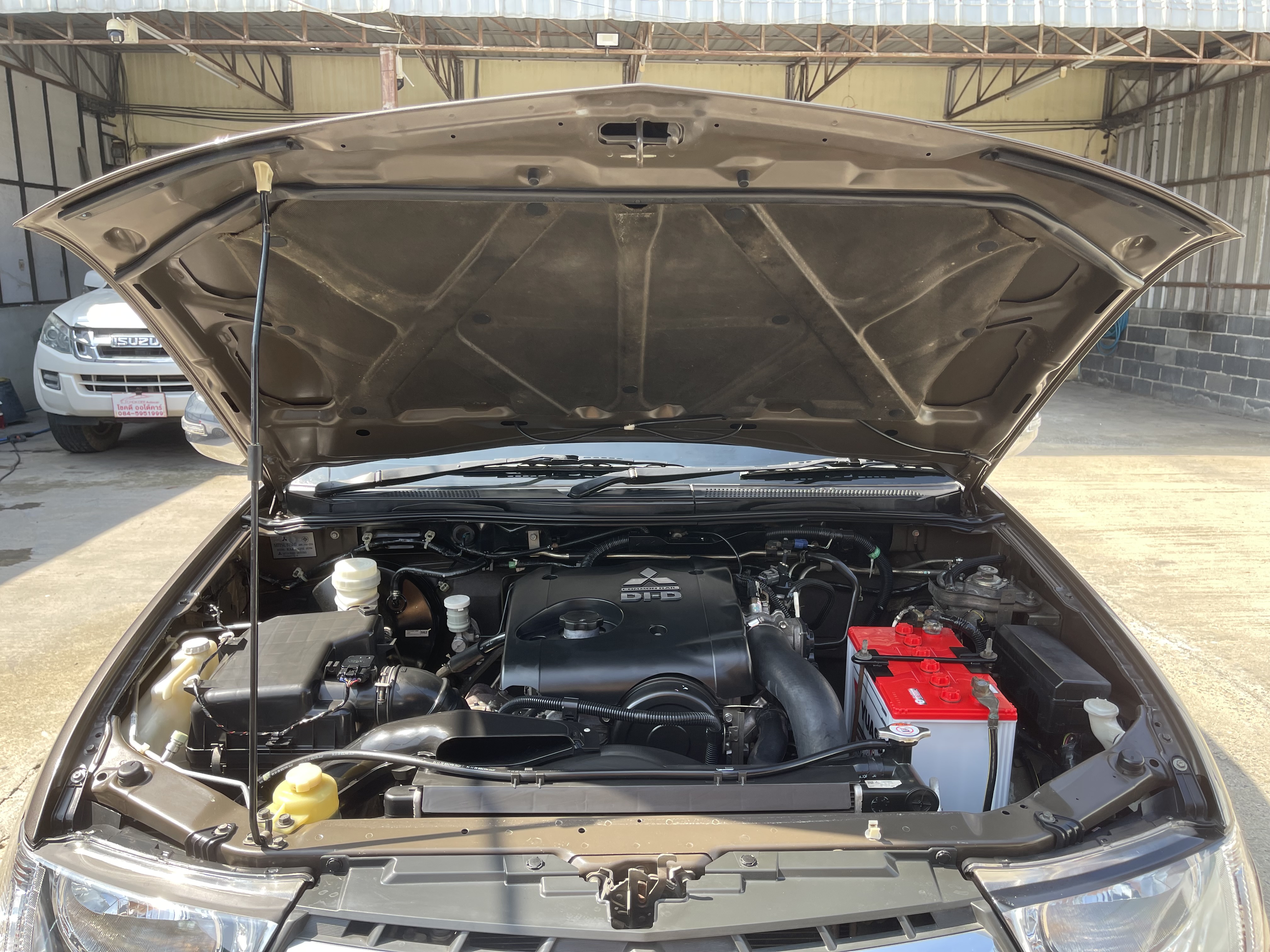 Mitsubishi Triton Cab 2.5 GLX 2014 เงิน