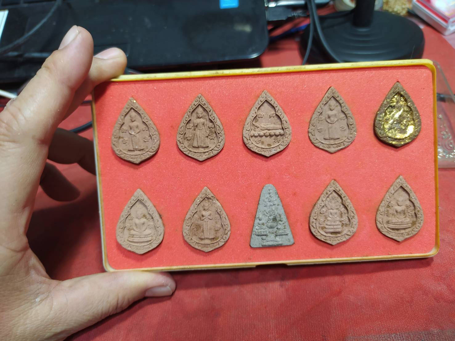 พระประจำวัน เนื้อเหล็กน้ำพี้ วัดสามง่าม อ.บางบัวทอง จ.นนทบุรี 2539