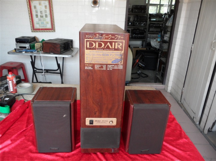 Subwoofer + กลางแหลม ยี่ห้อ TEAC รุ่น SW-P100 + S-300 (Made in Japan)