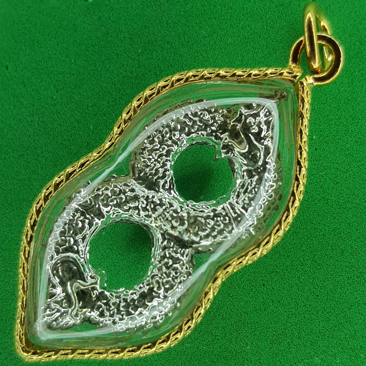 ของป้องกัน จี้นาคเกี้ยว 2เศียร 2ตัวพันกัน กรอบไมคอน สีเงิน จี้พญานาคแท้ จี้พญานาคห้อยคอ จี้พญานาคราช