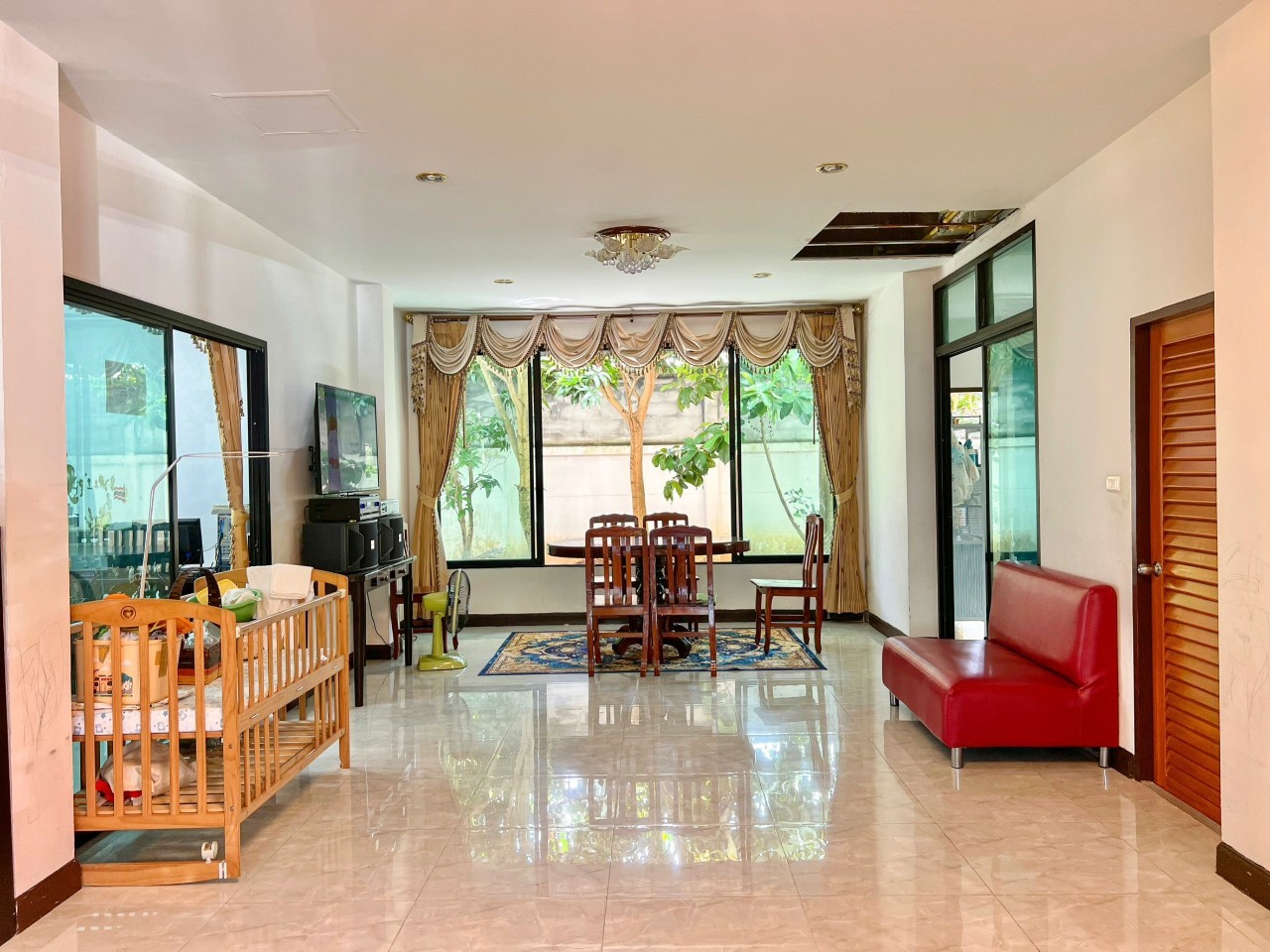 For Sale : Wichit, 3-Storey detached house, 7 Bedrooms 7 Bathrooms