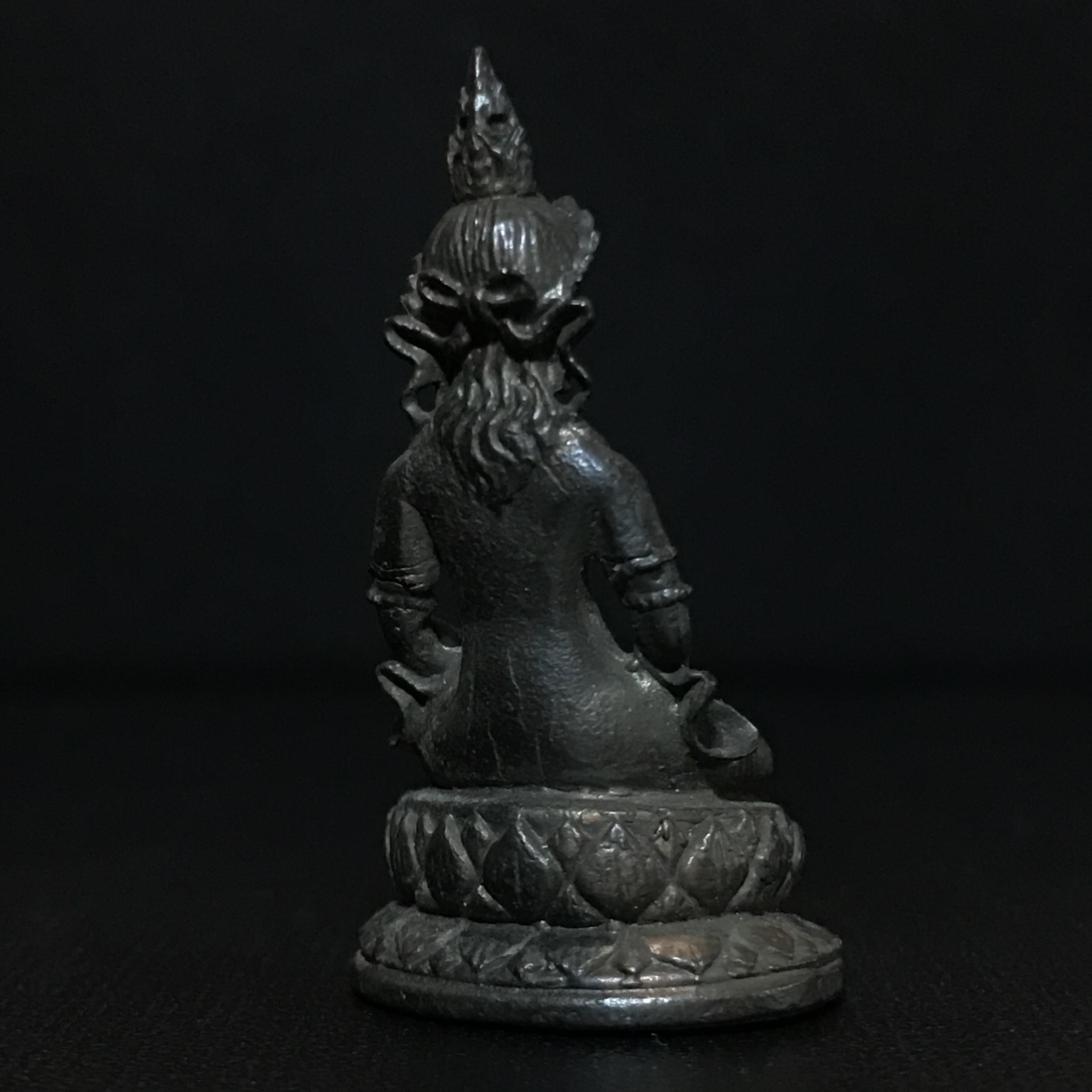 พระกริ่งธิเบตอวโลกิเตศวร ภปร.(พระไวโรจนะพุทธ)วัดมังกรกมลาวาส(เล่งเน่ยยี่) รุ่นแรกปี2515 เนื้อนวโลหะ(ในหลวงรัชกาลที่9เสด็จเททอง)(หายาก)