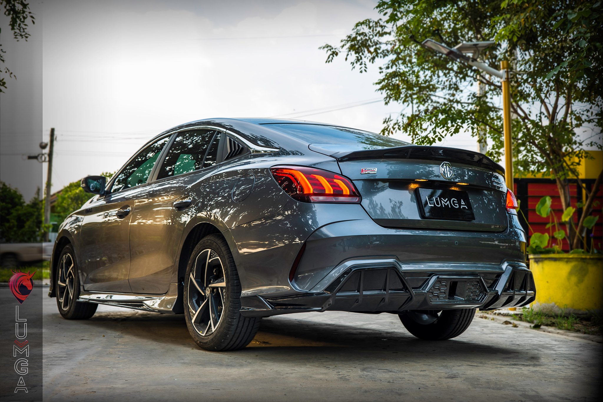 ชุดแต่งสเกิร์ตรอบคัน MG5 2022 Lumga bodykits (ลัมกา)