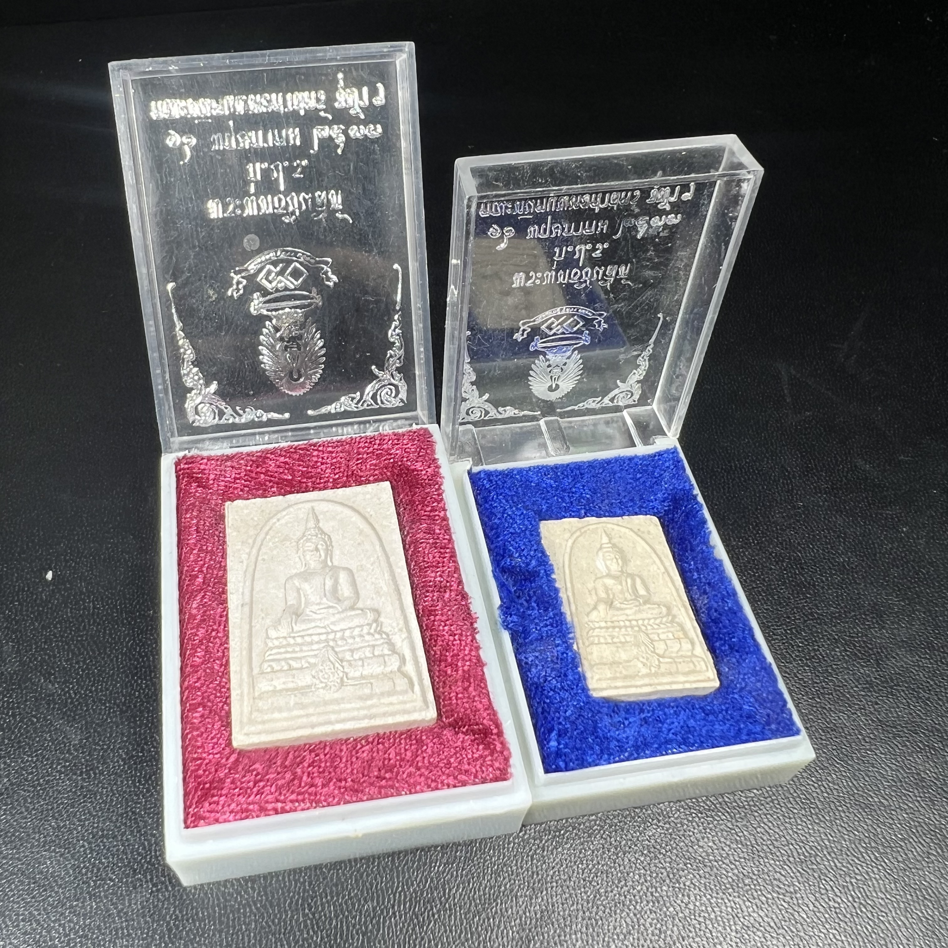 พระพุทธชินสีห์ ภปร. ทันโต เสฏโฐ ปี2533 (พิมพ์ใหญ่+พิมพ์เล็ก) บรรจุพระทนต์ในหลวงรัชกาลที่9 รุ่นเดียวในประวัติศาสตร์ ****รุ่นนี้ขอแนะนำ****