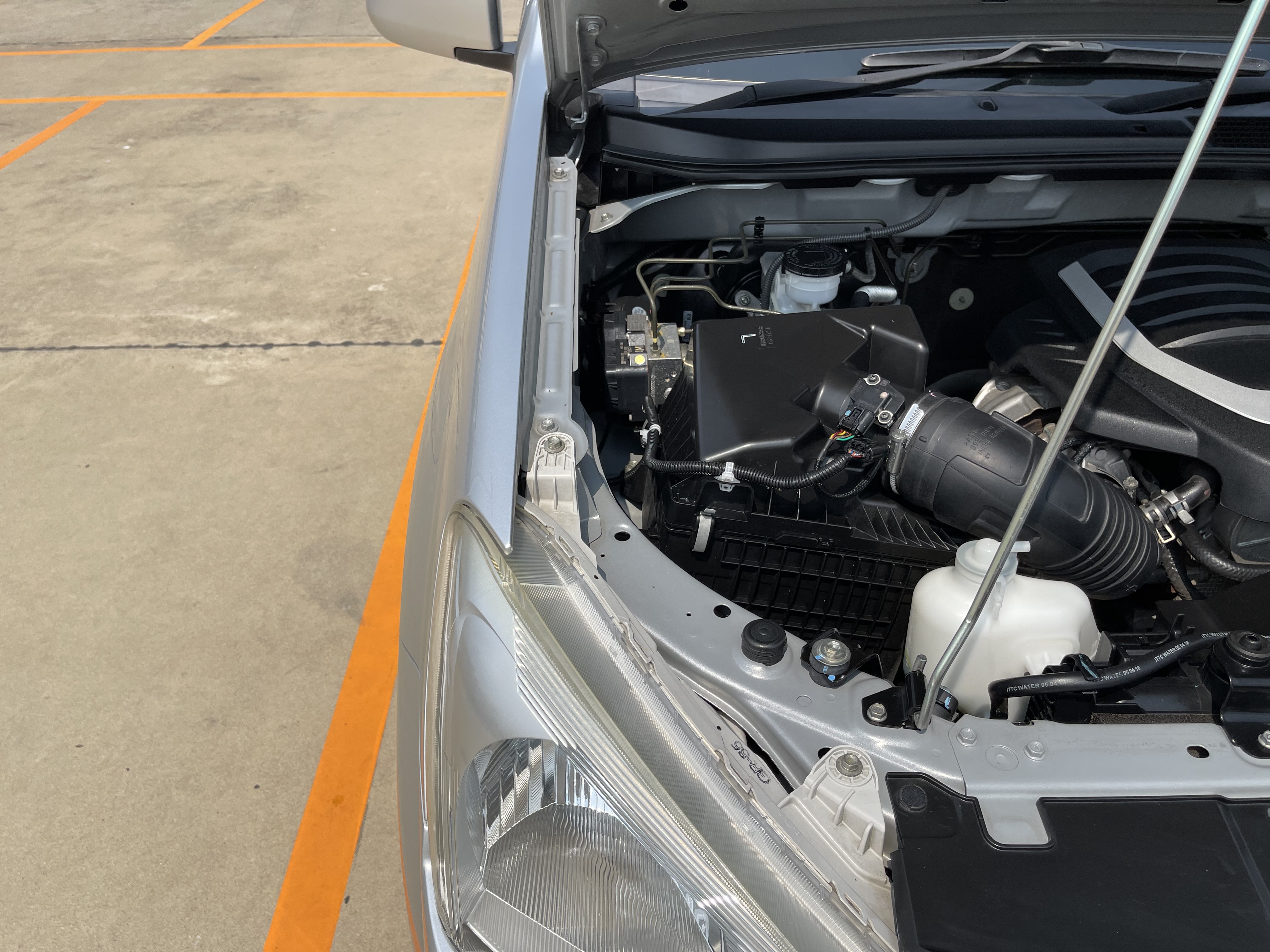 Isuzu Dmax All New 4ประตู 1.9 S Abs 2018 เงิน