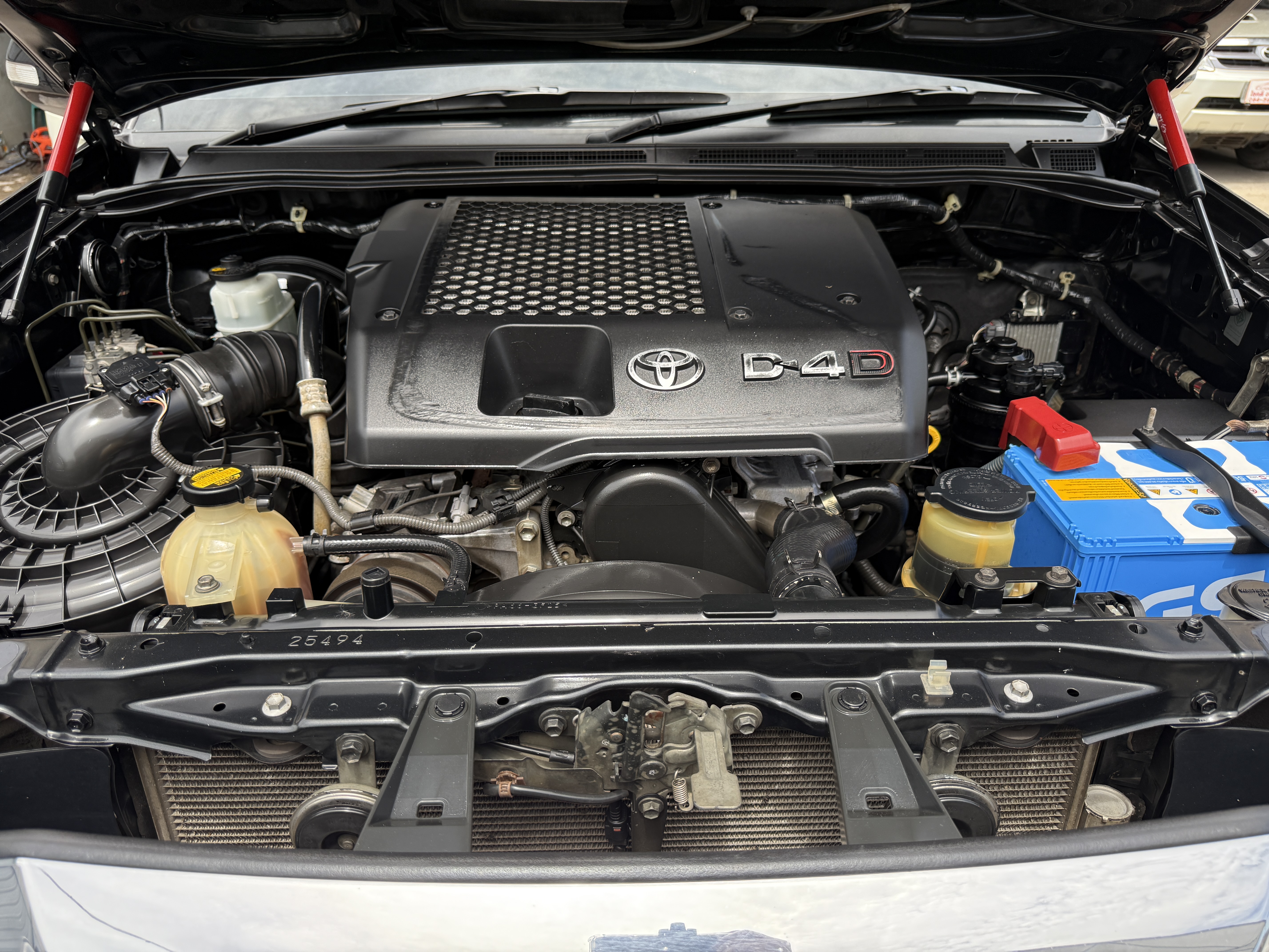 Toyota Fortuner Champ 3.0 V 4WD TRD Sportivo At 2012 ดำ